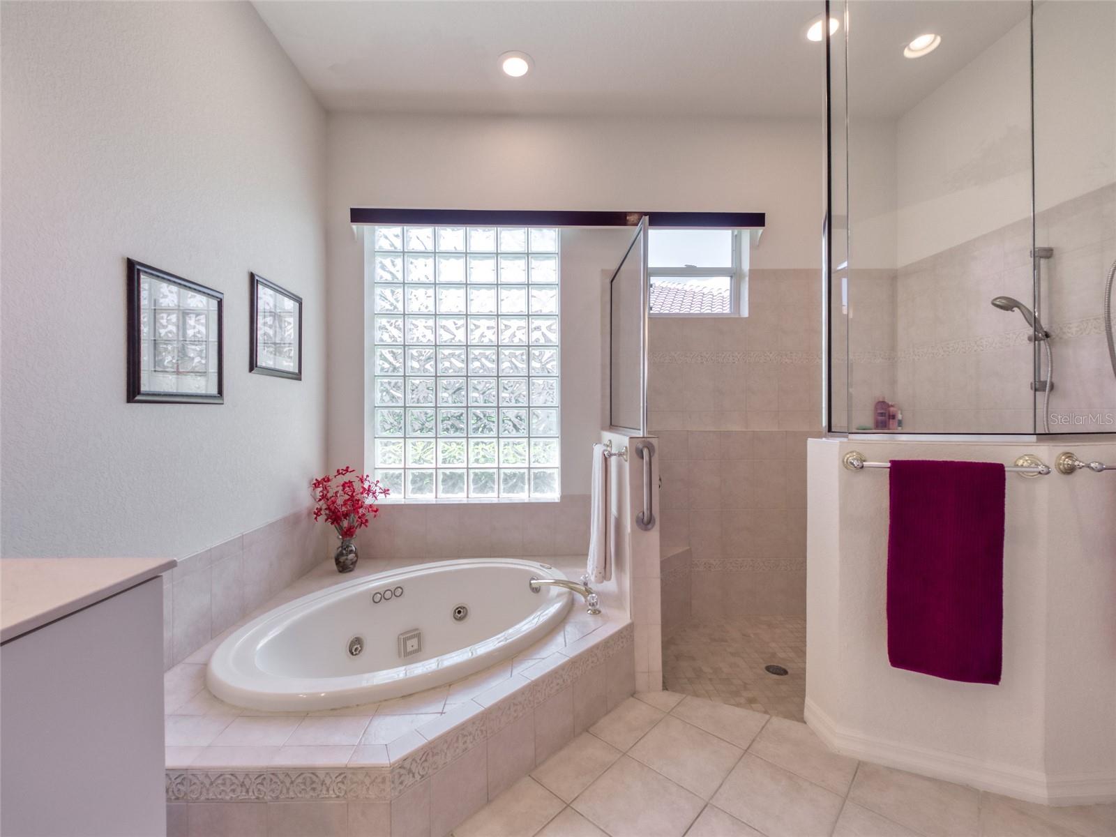 Image 54 of 78 For 6631 Waters Edge Way