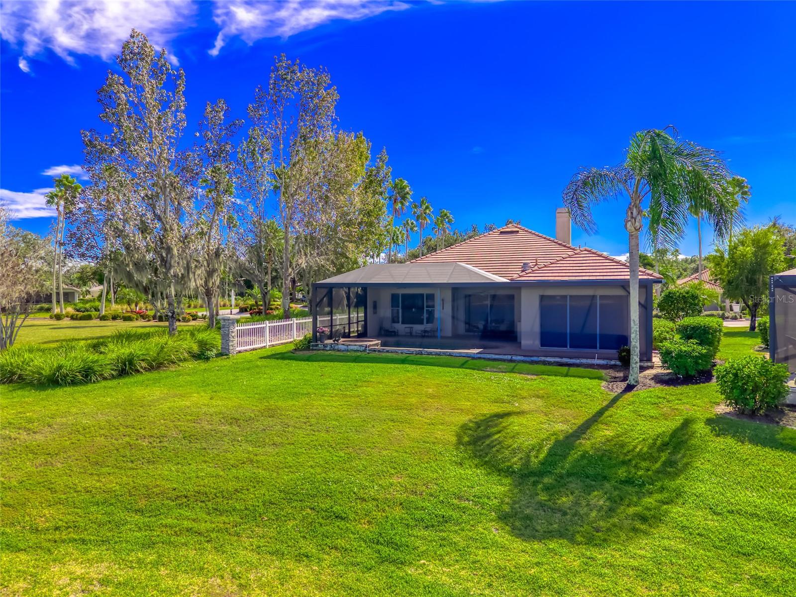 Image 6 of 78 For 6631 Waters Edge Way