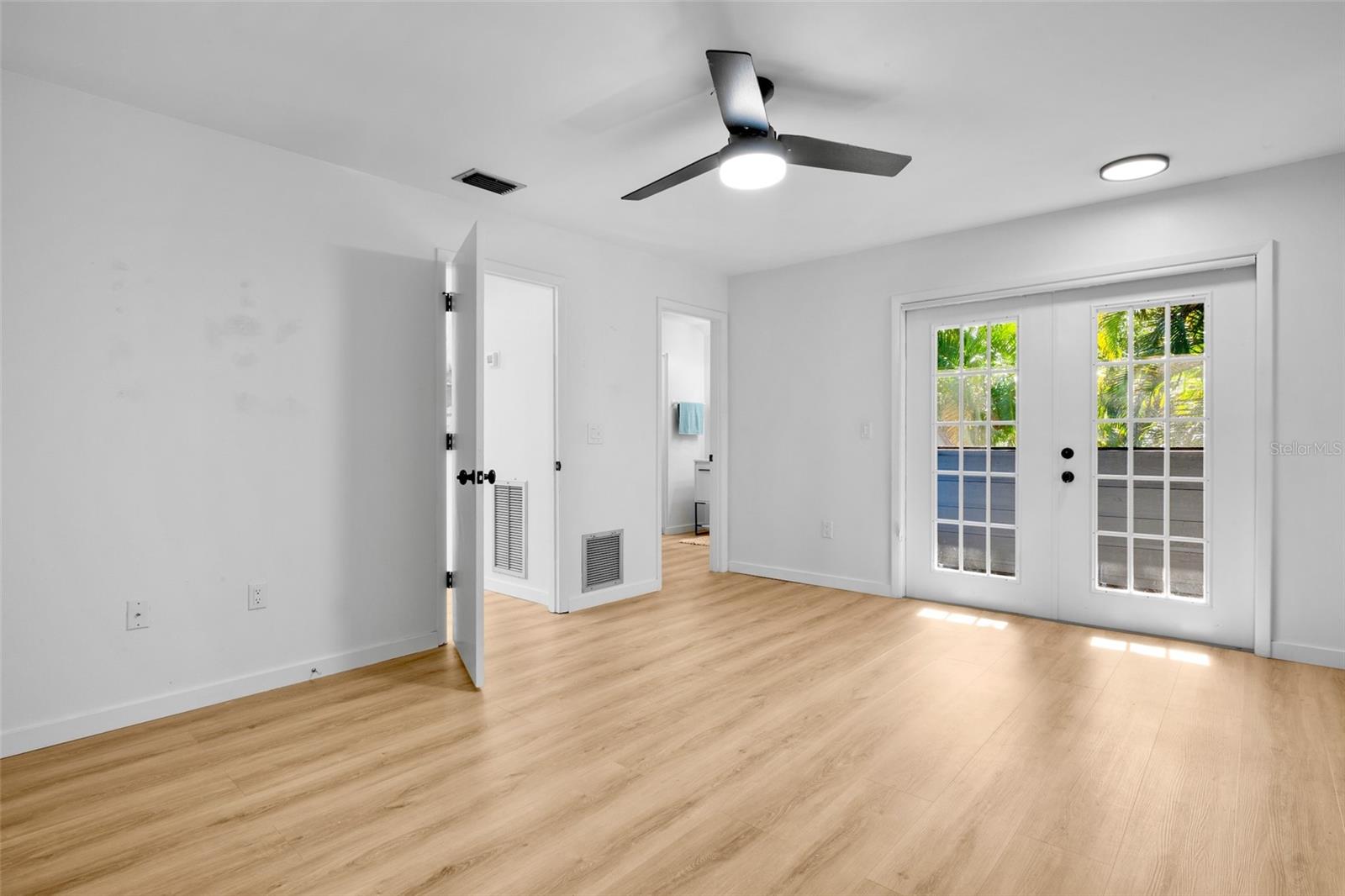 Image 20 of 31 For 3237 Golden Eagle Lane