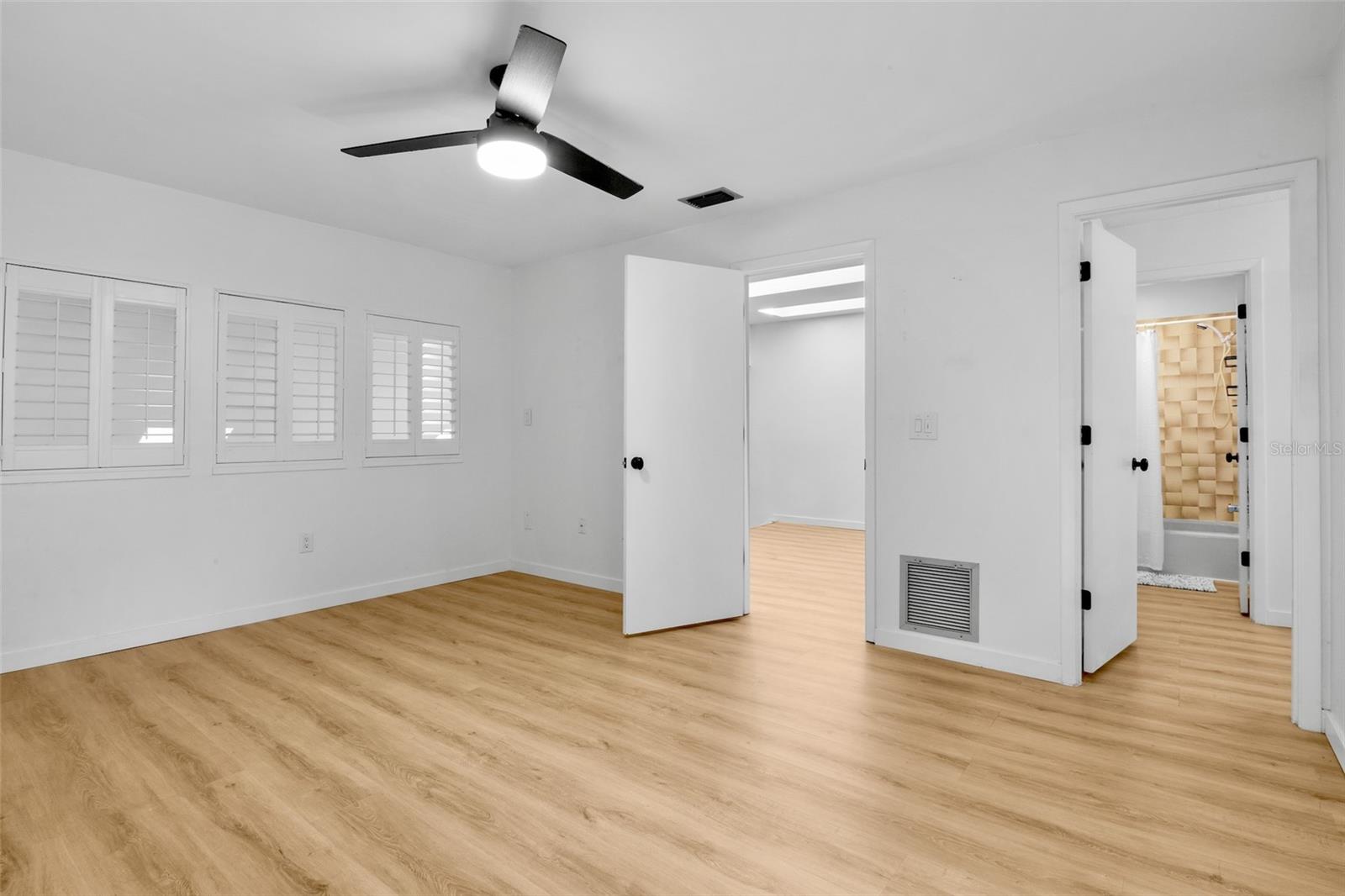 Image 21 of 31 For 3237 Golden Eagle Lane