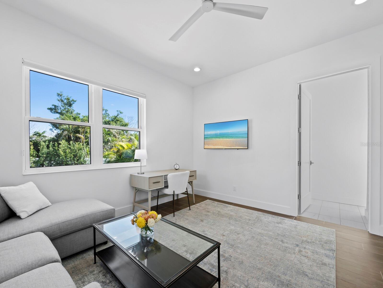 Image 49 of 87 For 6810 Longboat Drive S