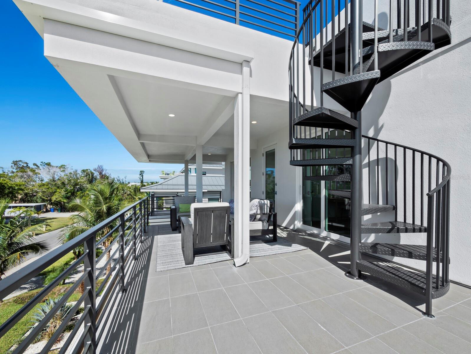 Image 73 of 87 For 6810 Longboat Drive S