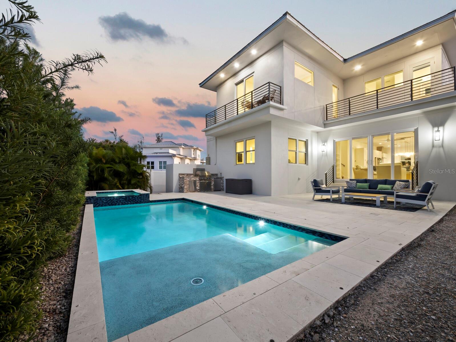 Image 86 of 87 For 6810 Longboat Drive S