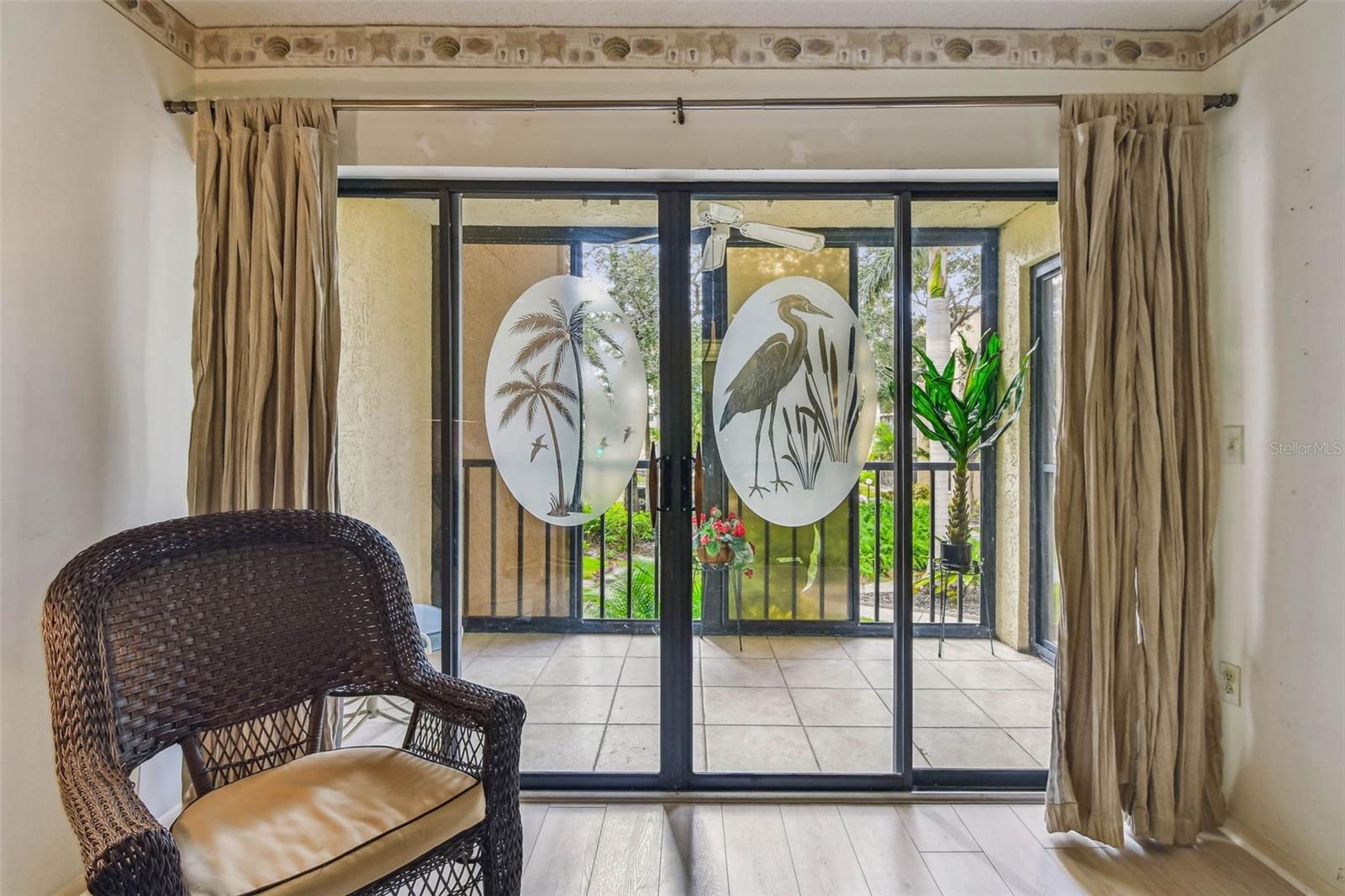 Image 25 of 62 For 515 30th Avenue W H210