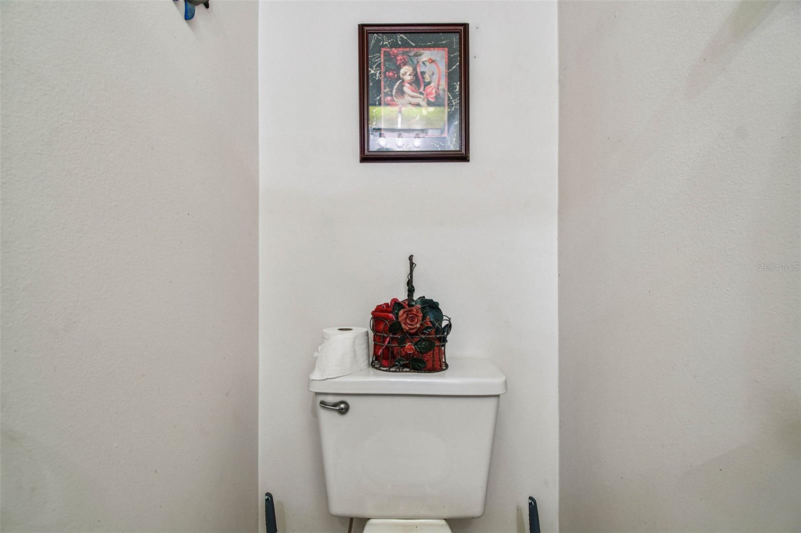 Image 27 of 62 For 515 30th Avenue W H210