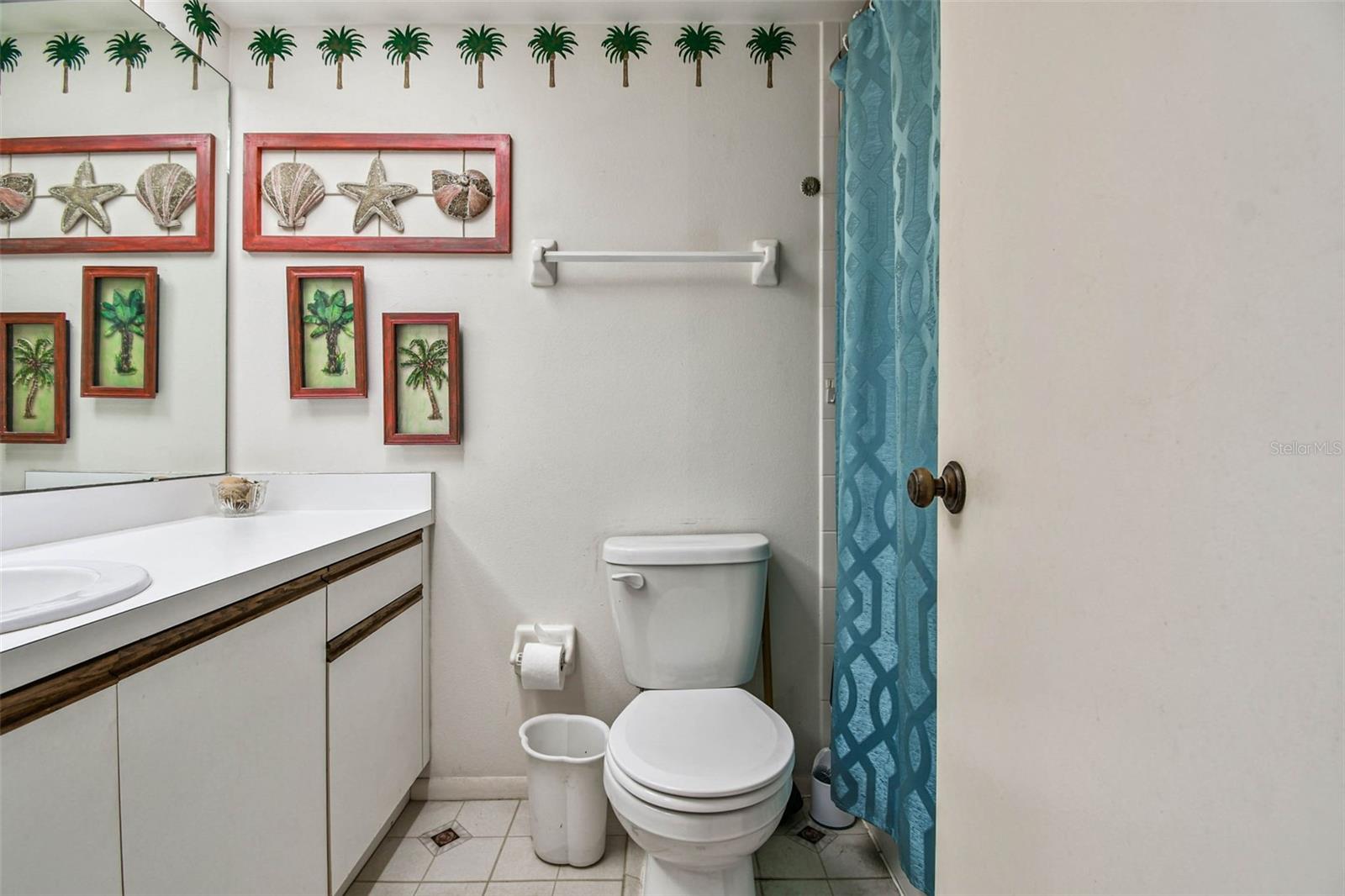 Image 33 of 62 For 515 30th Avenue W H210