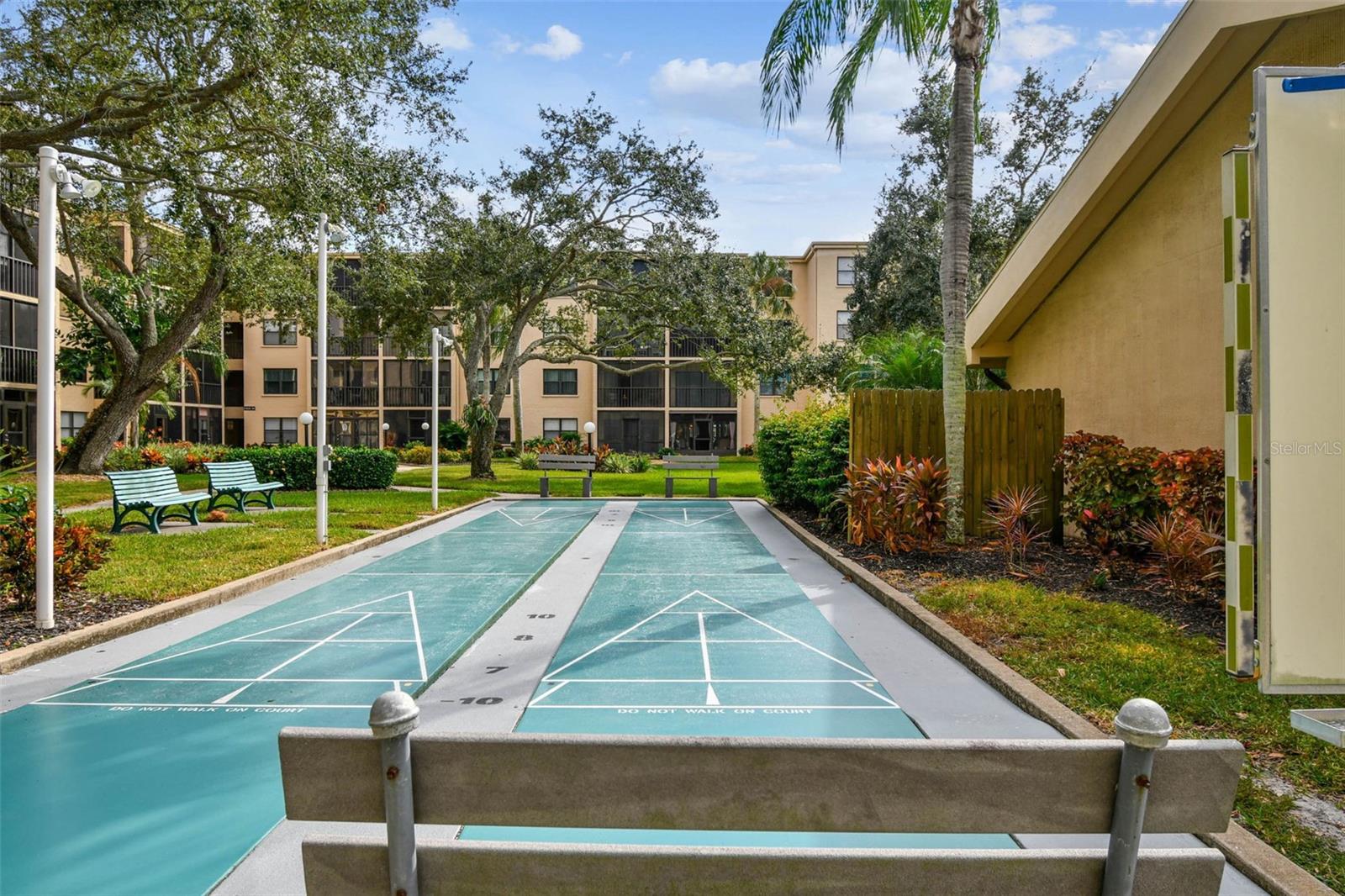 Image 36 of 62 For 515 30th Avenue W H210