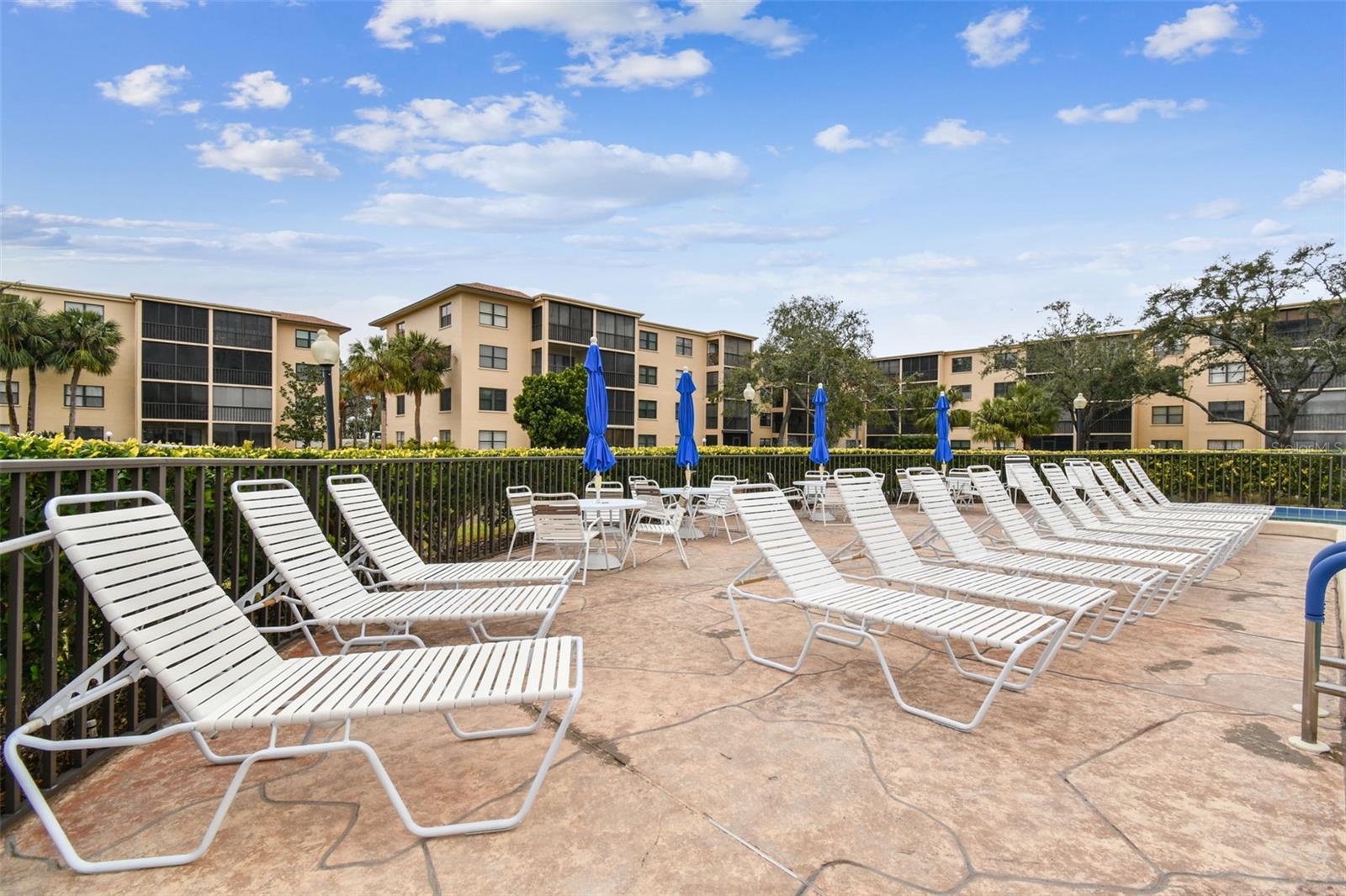 Image 52 of 62 For 515 30th Avenue W H210