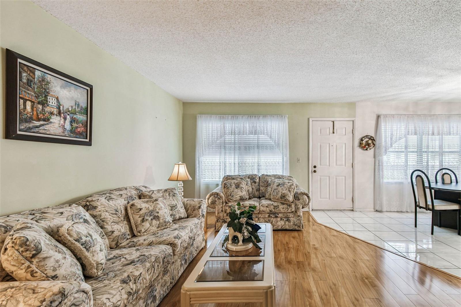 Image 8 of 62 For 515 30th Avenue W H210