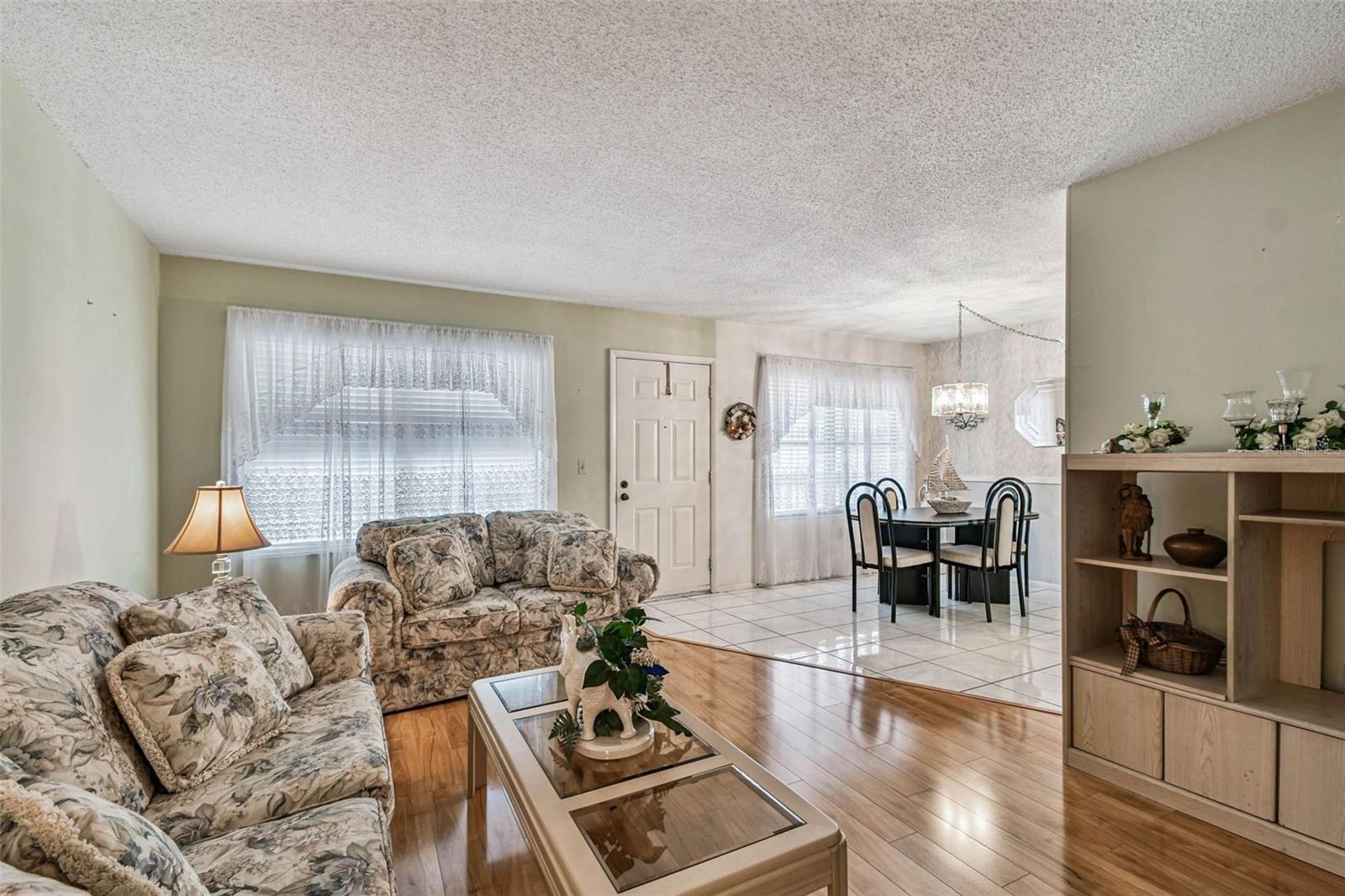 Image 9 of 62 For 515 30th Avenue W H210