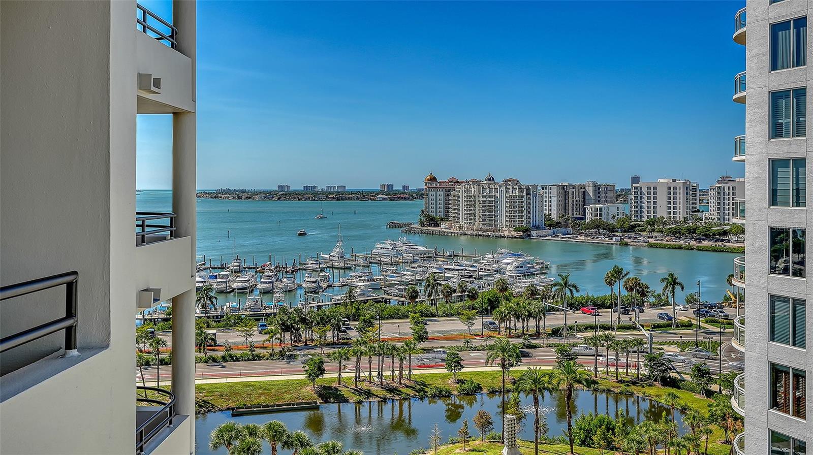 Image 16 of 75 For 1255 Gulfstream Avenue 1101