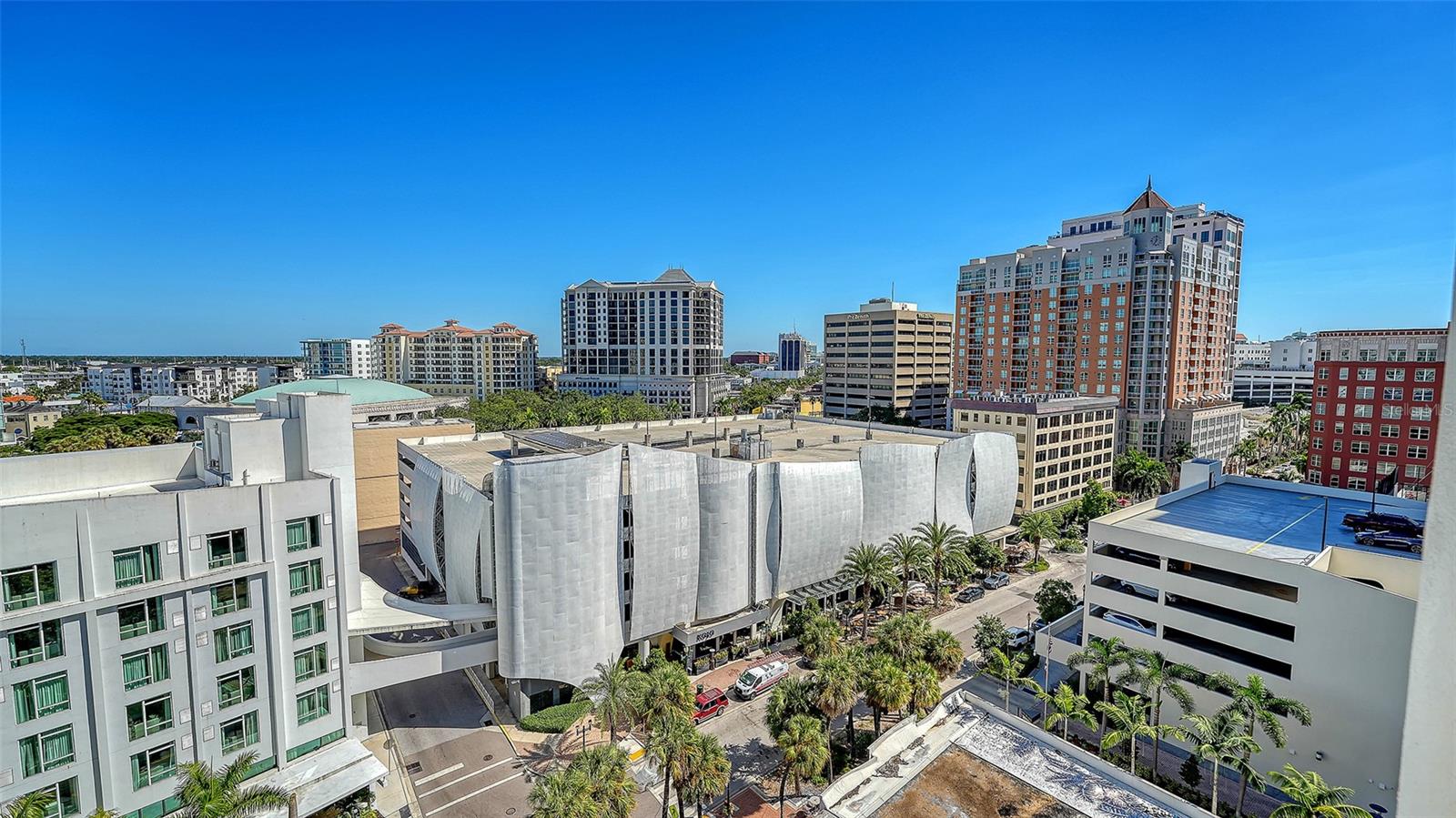 Image 50 of 75 For 1255 Gulfstream Avenue 1101