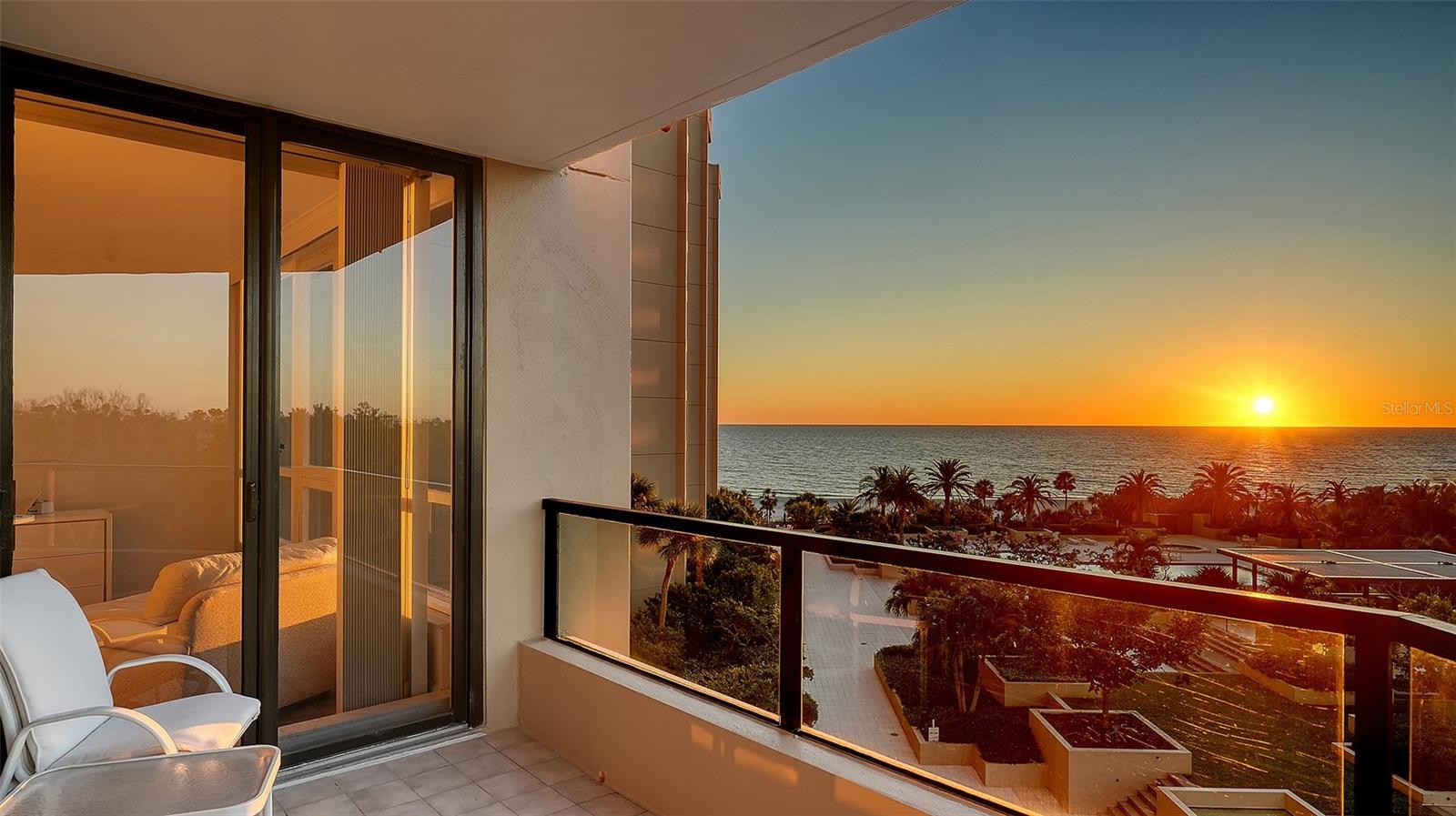 Image 17 of 43 For 1211 Gulf Of Mexico Drive 301