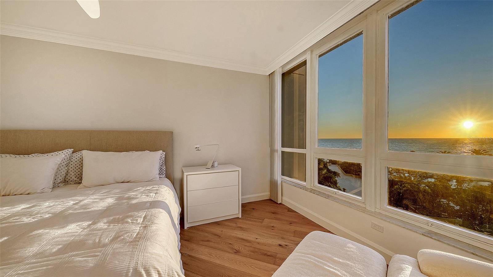 Image 22 of 43 For 1211 Gulf Of Mexico Drive 301