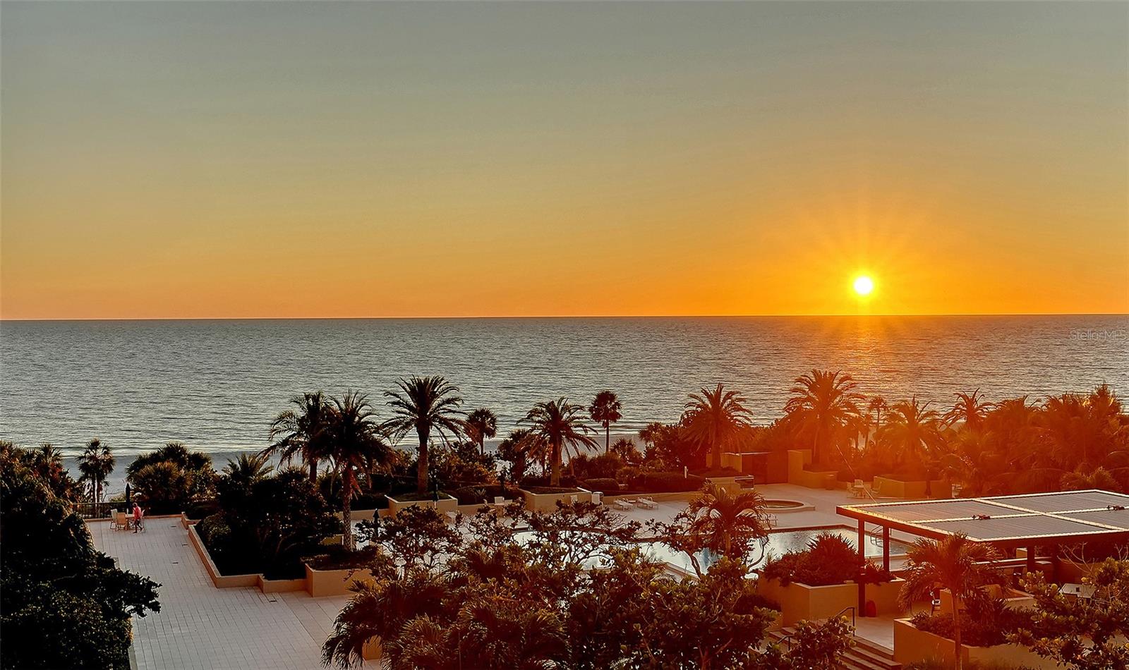 Image 23 of 43 For 1211 Gulf Of Mexico Drive 301