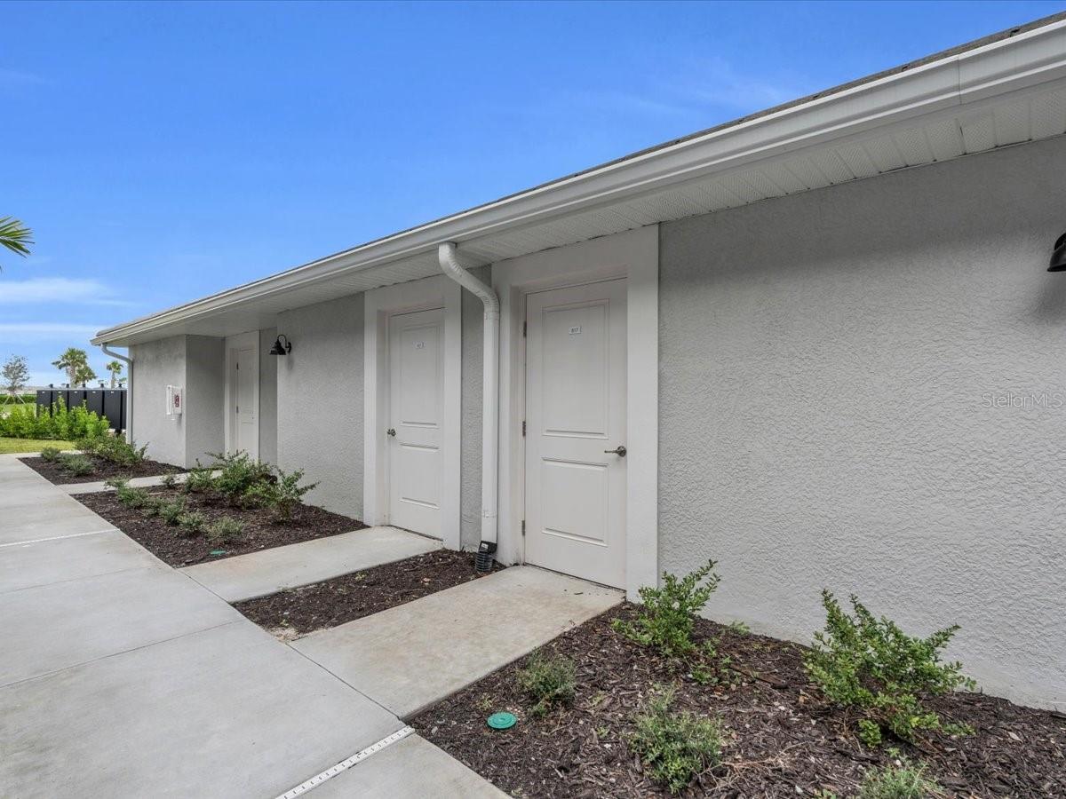 Image 6 of 89 For 14214 Heritage Landing Boulevard 817