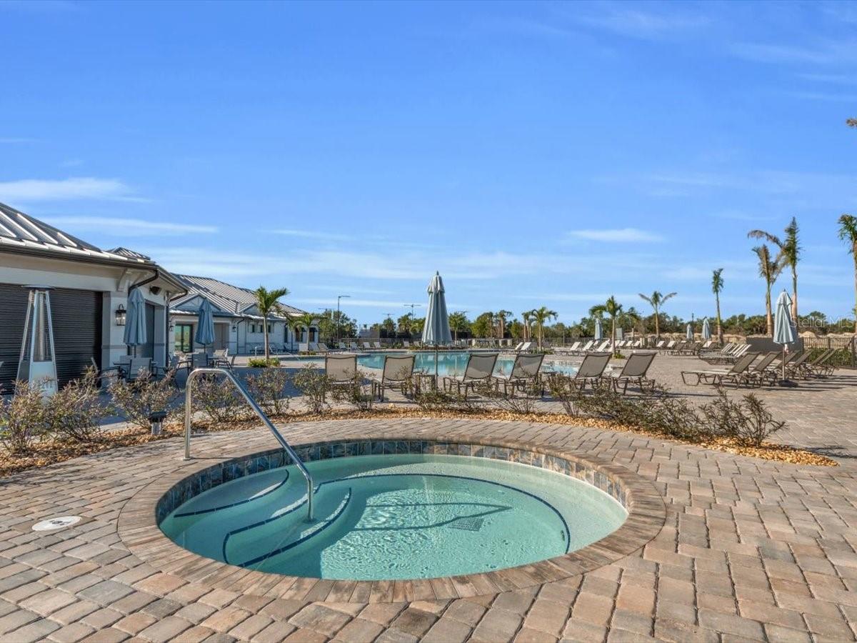 Image 70 of 89 For 14214 Heritage Landing Boulevard 817