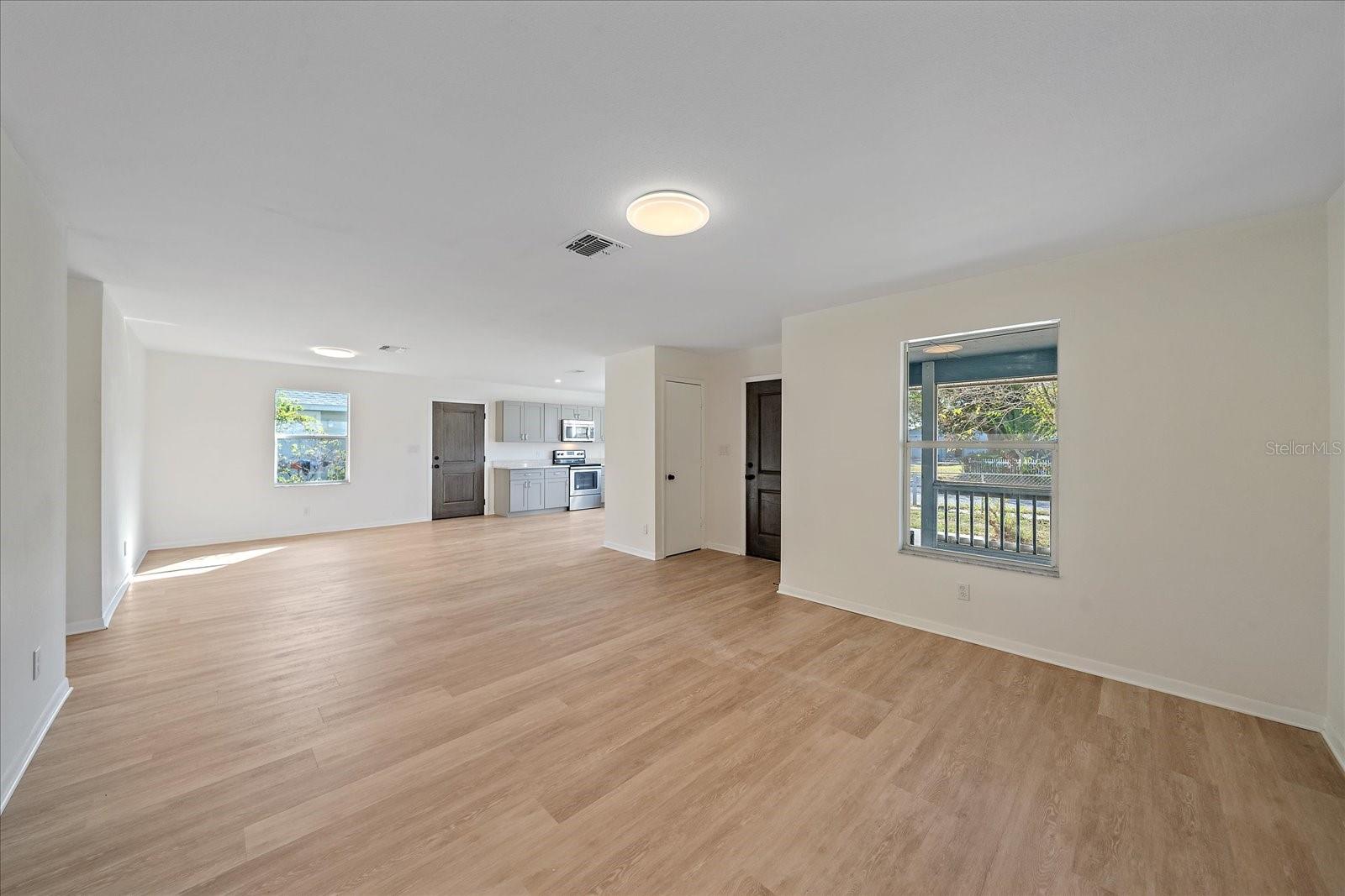 Image 6 of 24 For 1543 20th Street