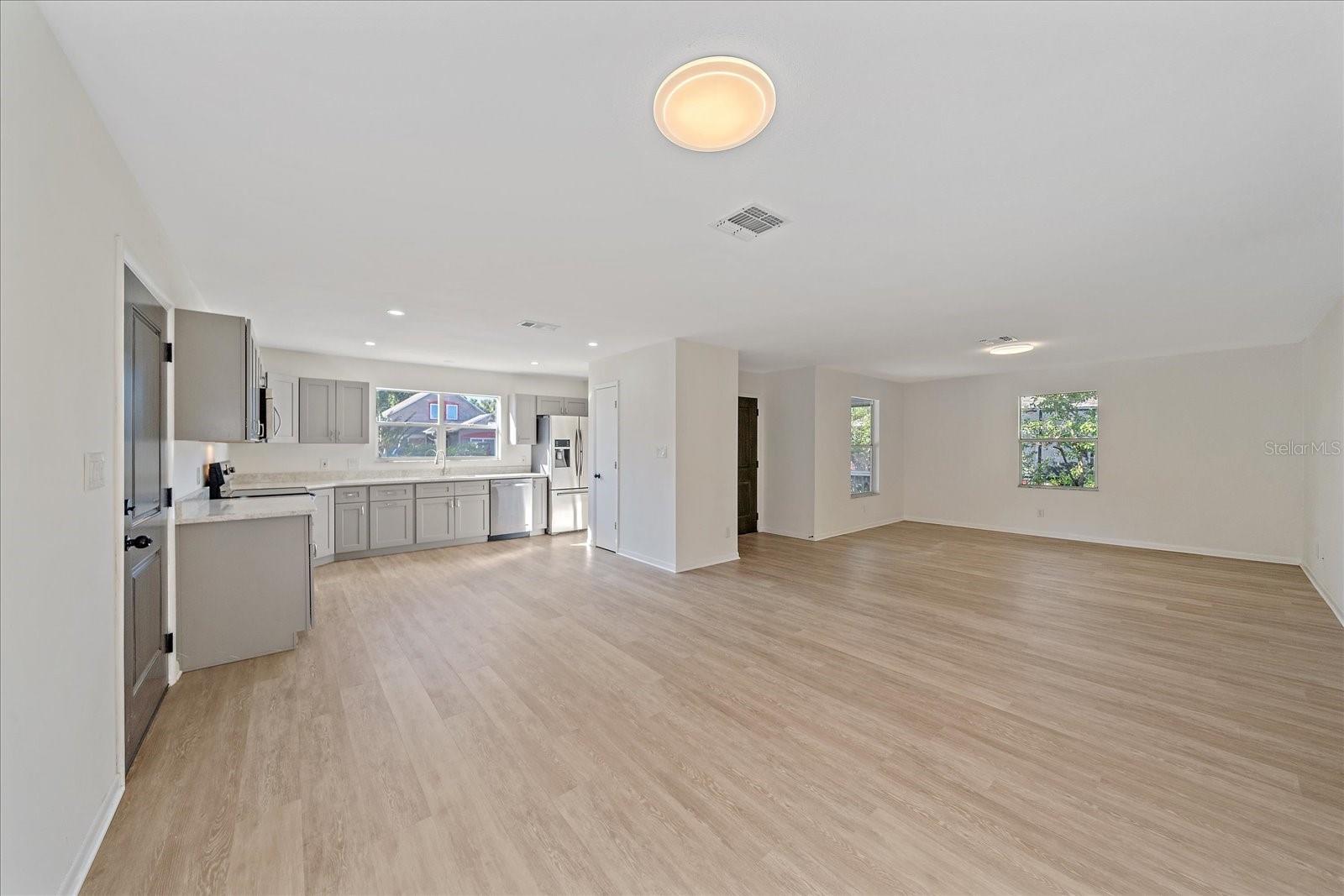 Image 7 of 24 For 1543 20th Street