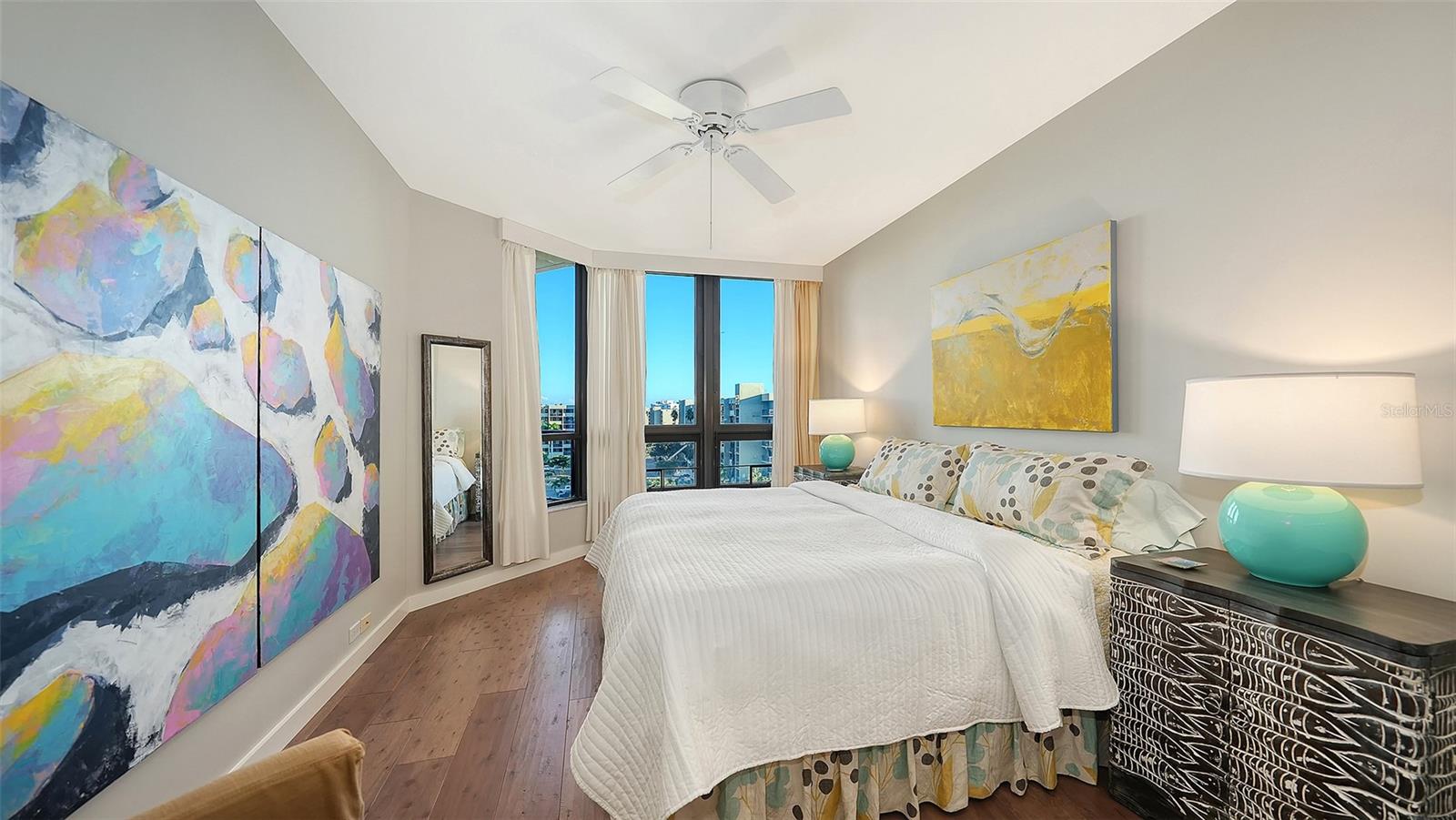 Image 20 of 39 For 1211 Gulf Of Mexico Drive 408