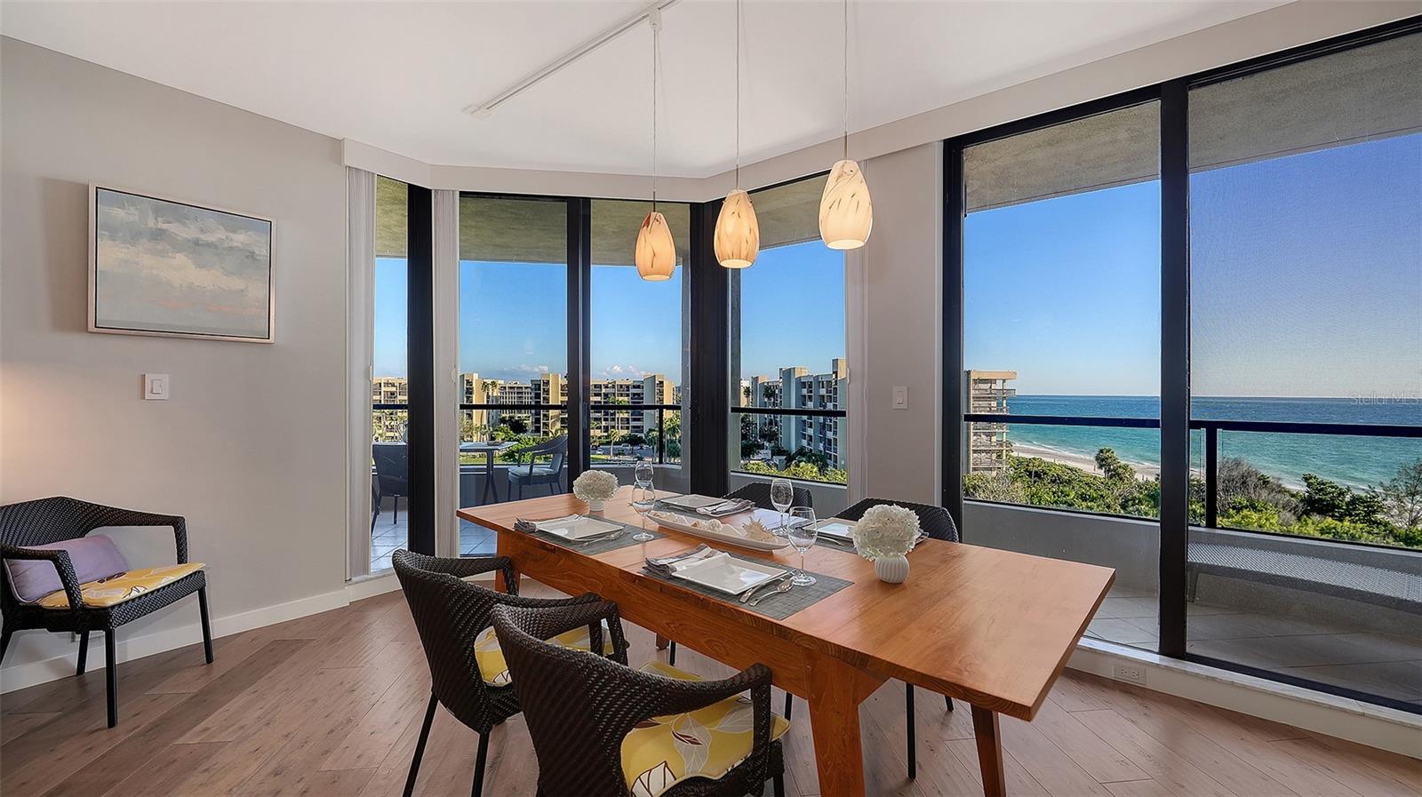 Image 9 of 39 For 1211 Gulf Of Mexico Drive 408