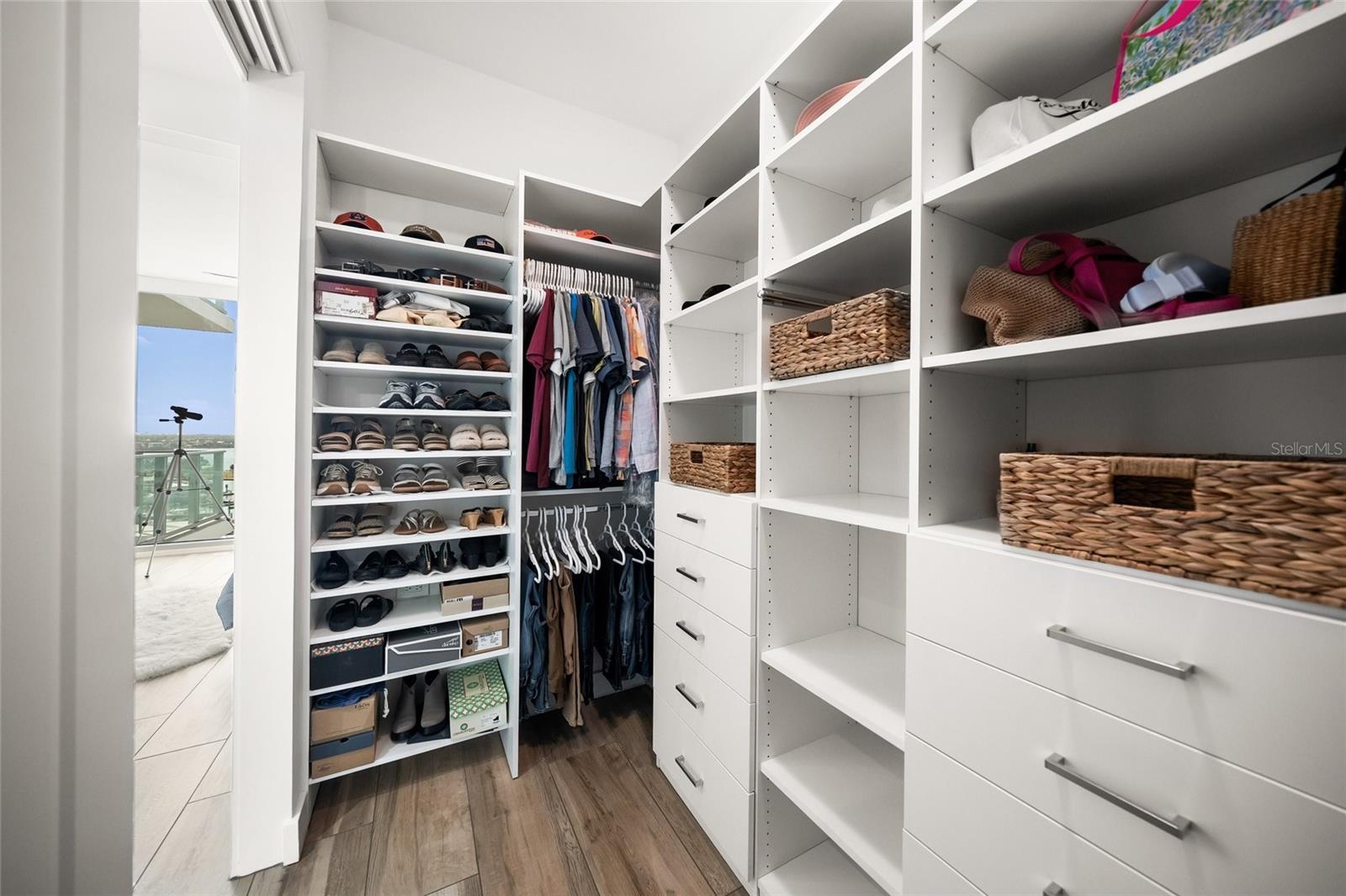 Image 38 of 94 For 1155 Gulfstream Avenue 1006