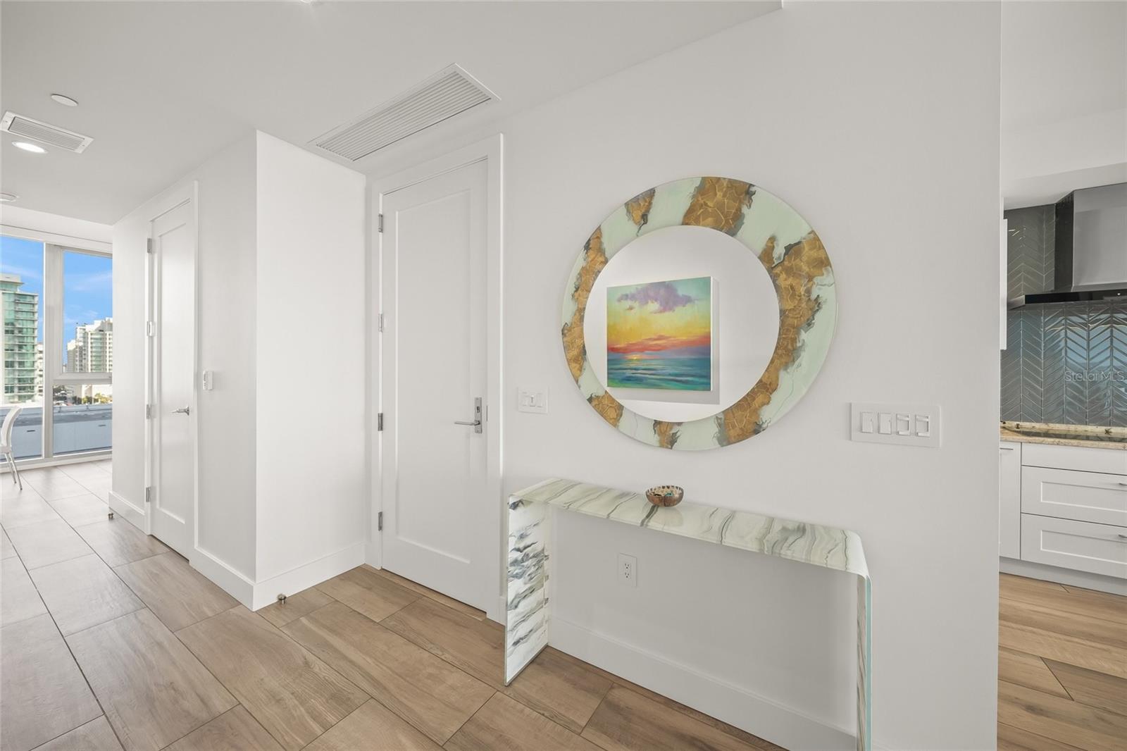 Image 6 of 94 For 1155 Gulfstream Avenue 1006