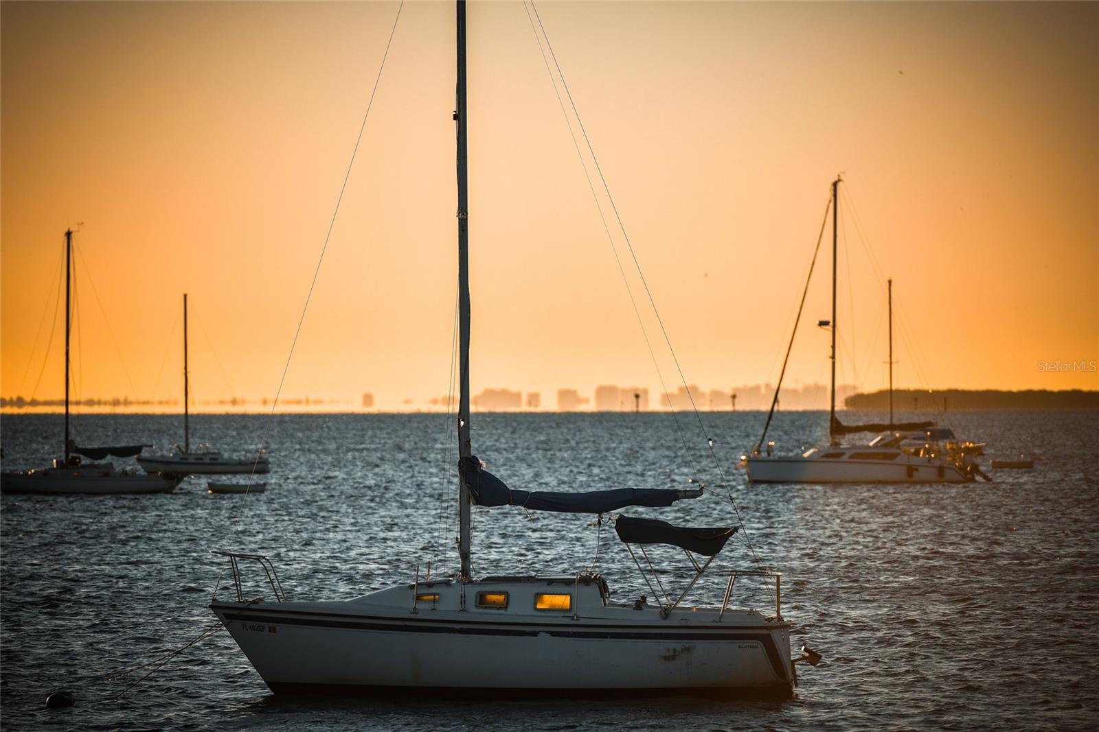 Image 76 of 94 For 1155 Gulfstream Avenue 1006