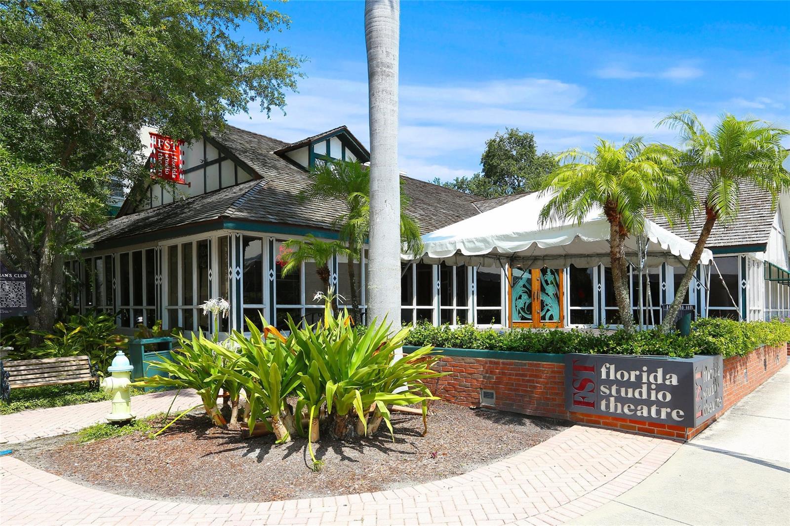 Image 82 of 94 For 1155 Gulfstream Avenue 1006