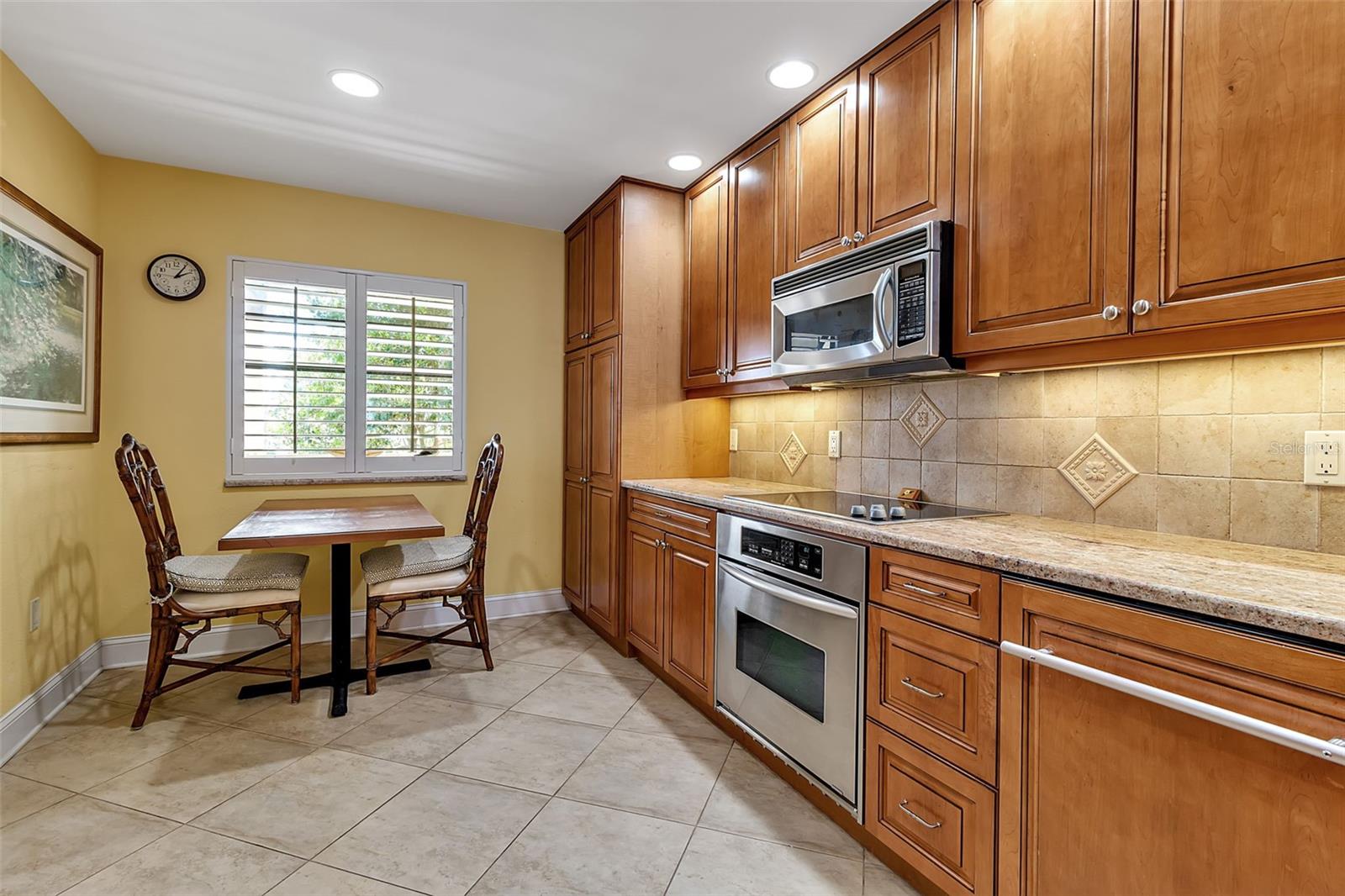 Image 12 of 33 For 3840 Mariners Way 514a