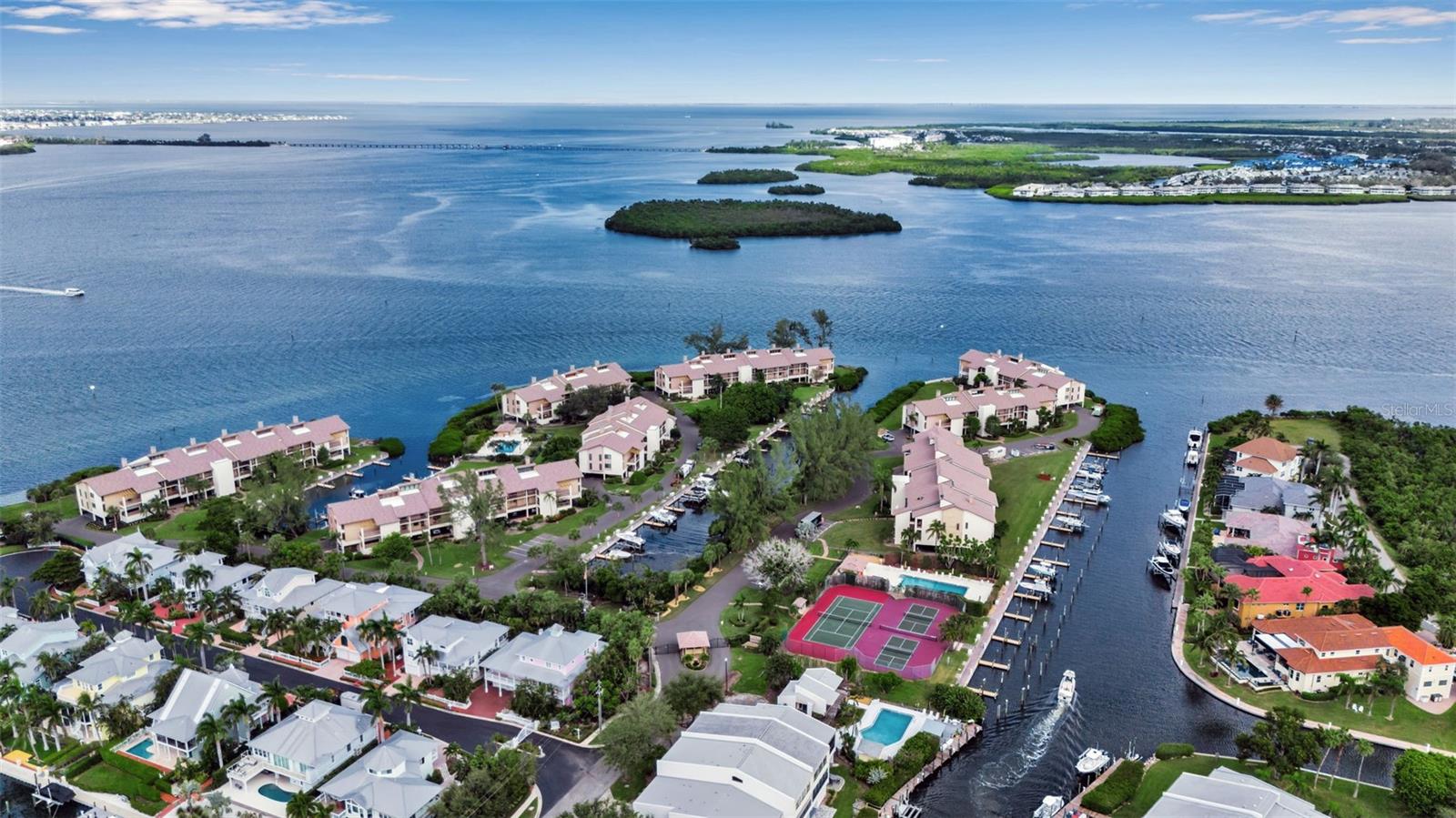 Image 2 of 33 For 3840 Mariners Way 514a