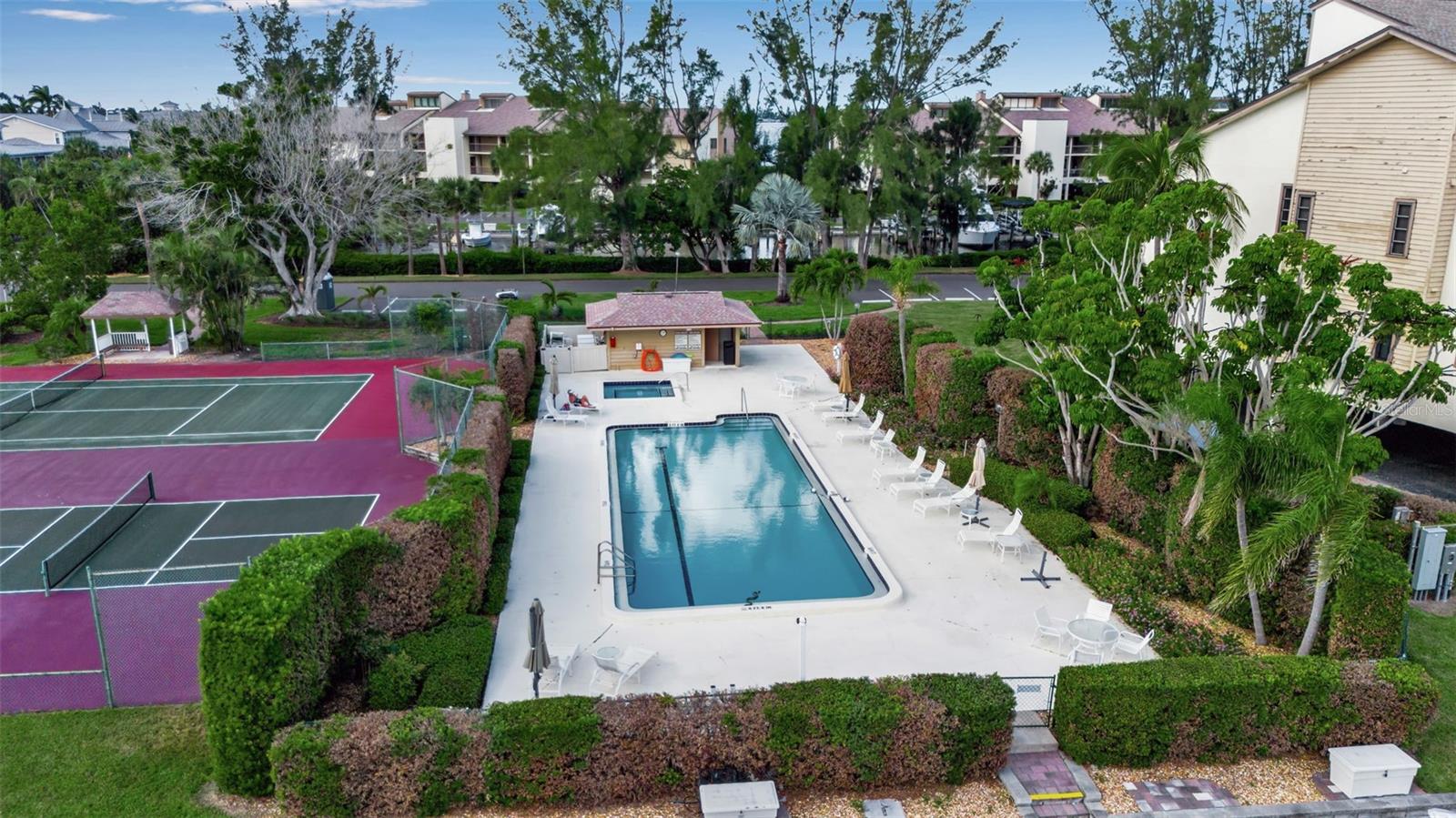 Image 29 of 33 For 3840 Mariners Way 514a