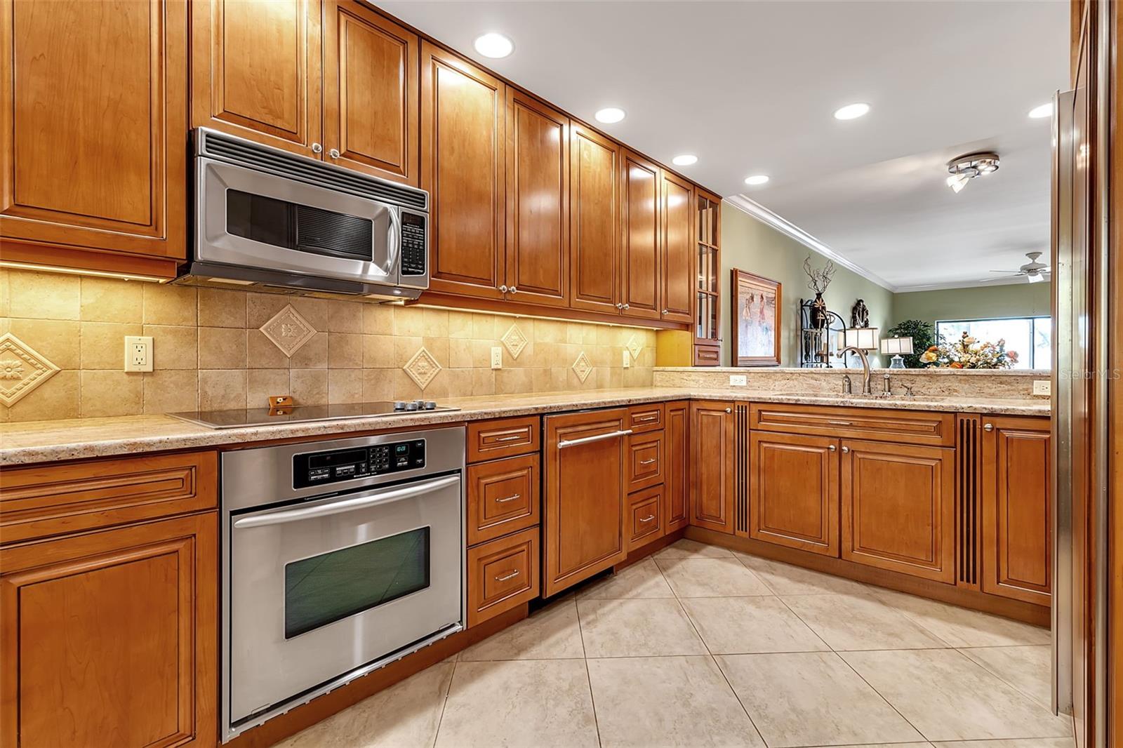 Image 8 of 33 For 3840 Mariners Way 514a