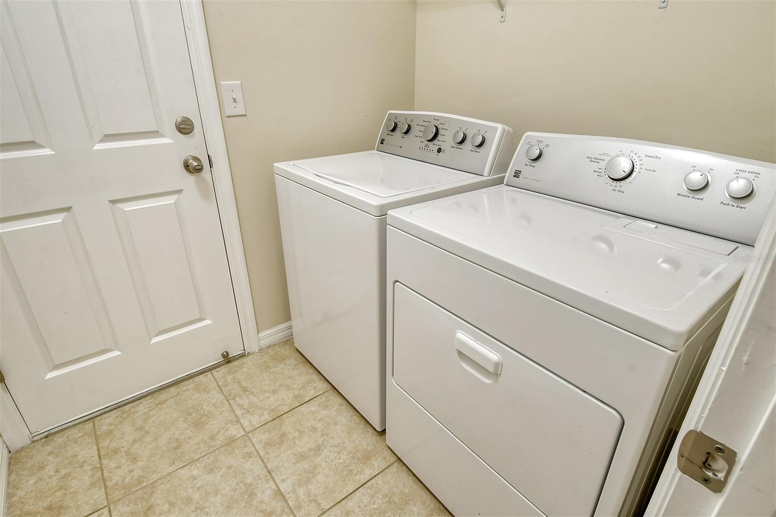 Image 17 of 26 For 8996 Excelsior Loop