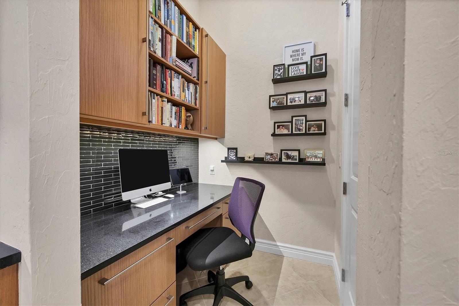 Image 19 of 56 For 14519 Leopard Creek Place