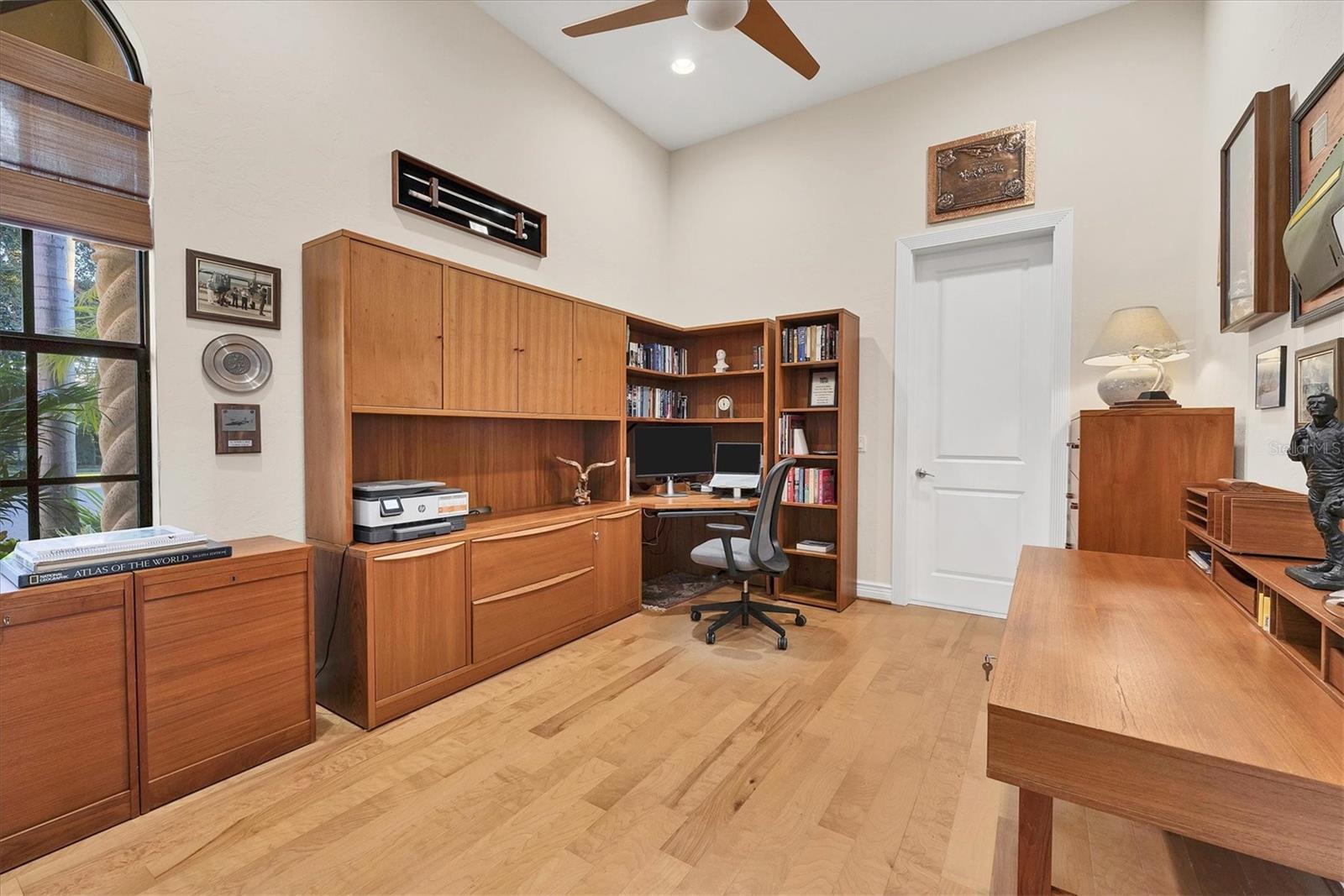 Image 21 of 56 For 14519 Leopard Creek Place