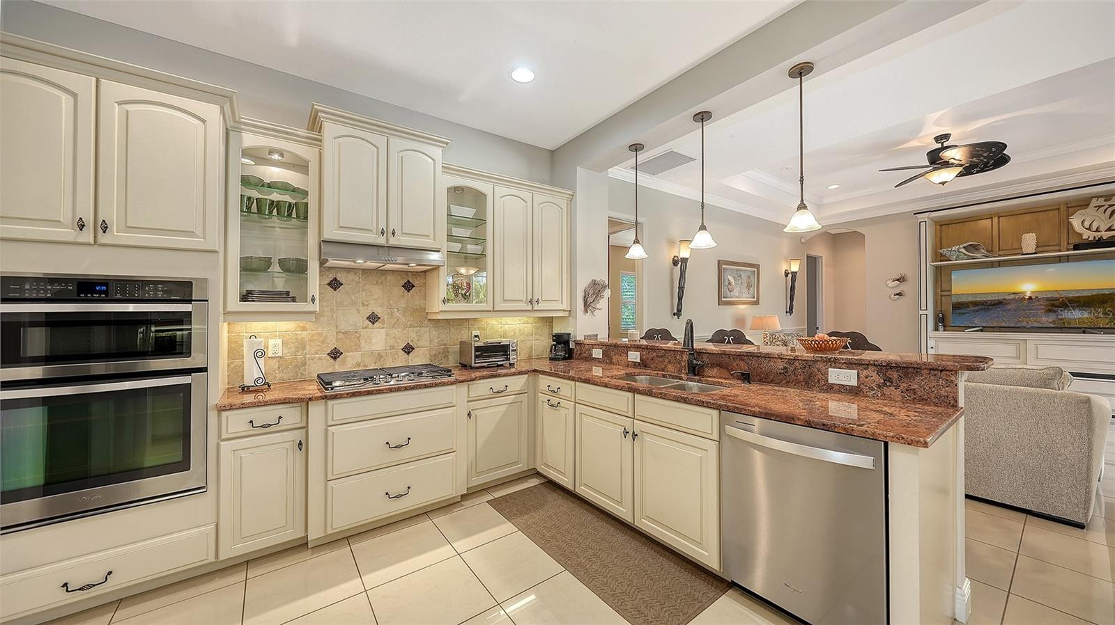 Image 17 of 71 For 8057 Rio Bella Place