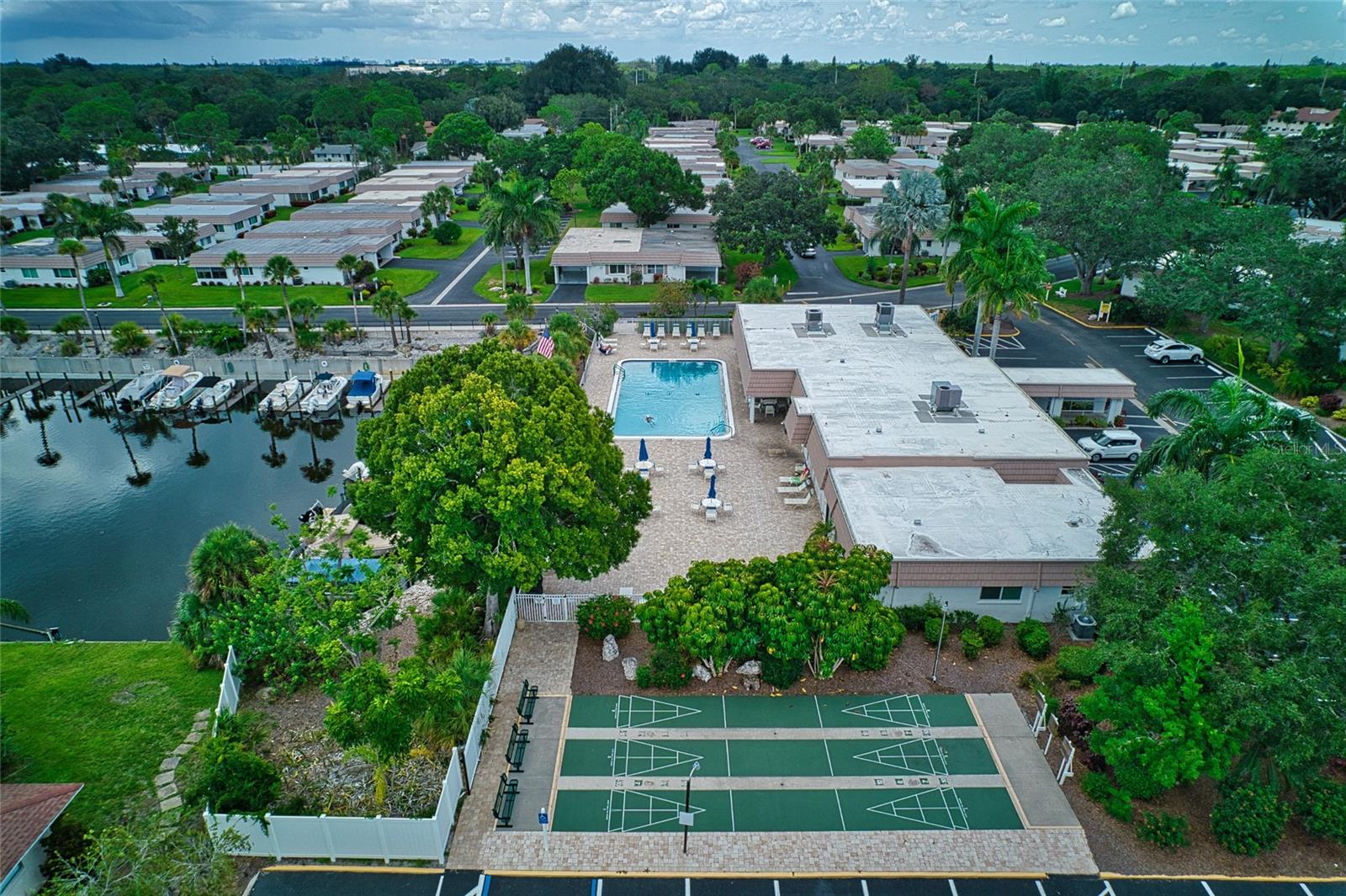 Image 19 of 20 For 5453 Riverbluff Circle V68