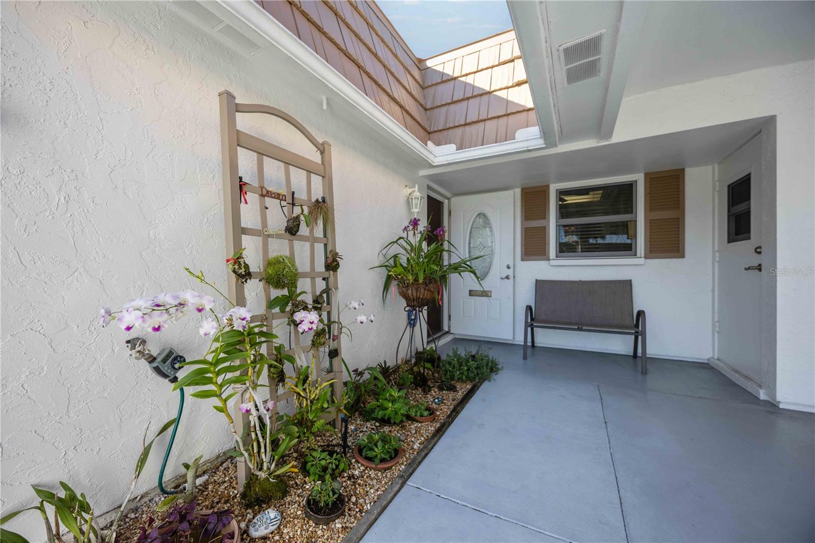 Image 2 of 20 For 5453 Riverbluff Circle V68