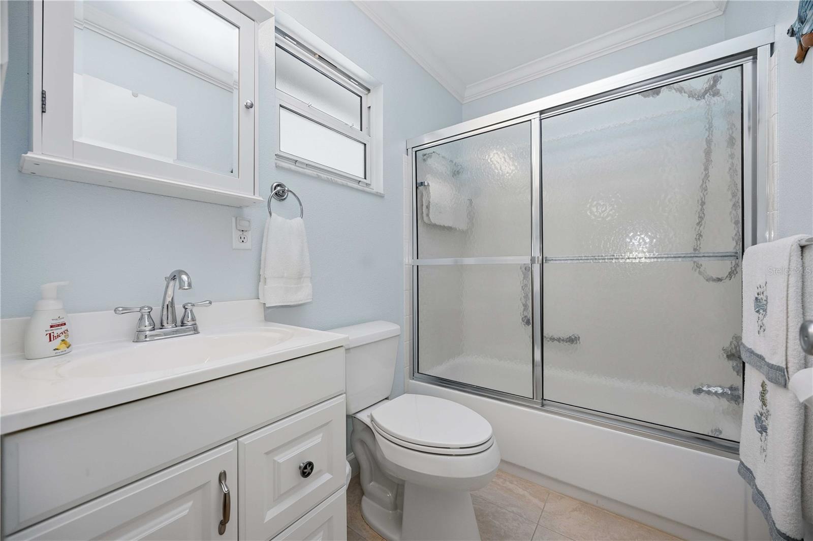 Image 9 of 20 For 5453 Riverbluff Circle V68