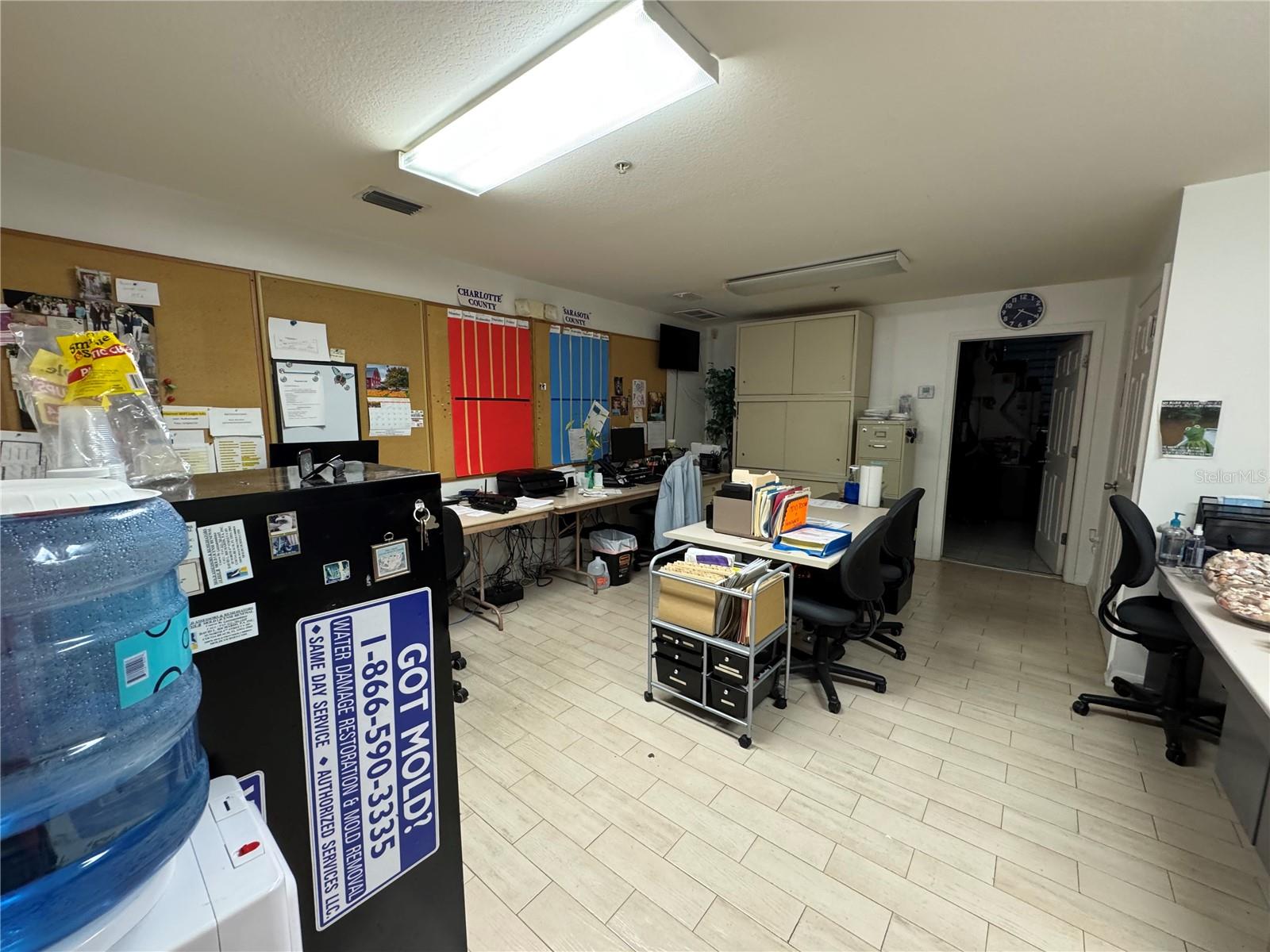 Image 10 of 33 For 121 Triple Diamond Boulevard 4