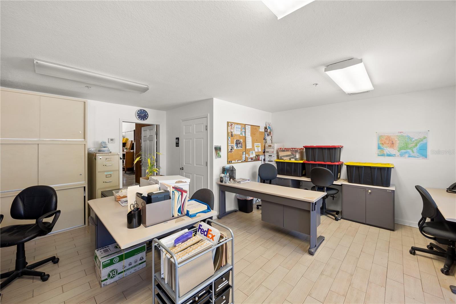 Image 13 of 33 For 121 Triple Diamond Boulevard 4