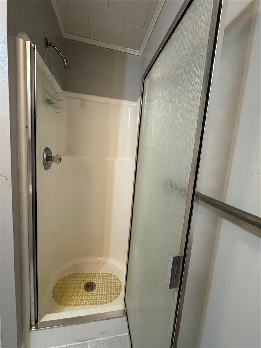 Image 6 of 33 For 121 Triple Diamond Boulevard 4