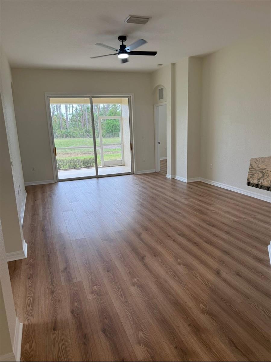 Image 10 of 28 For 1651 Scarlett Avenue