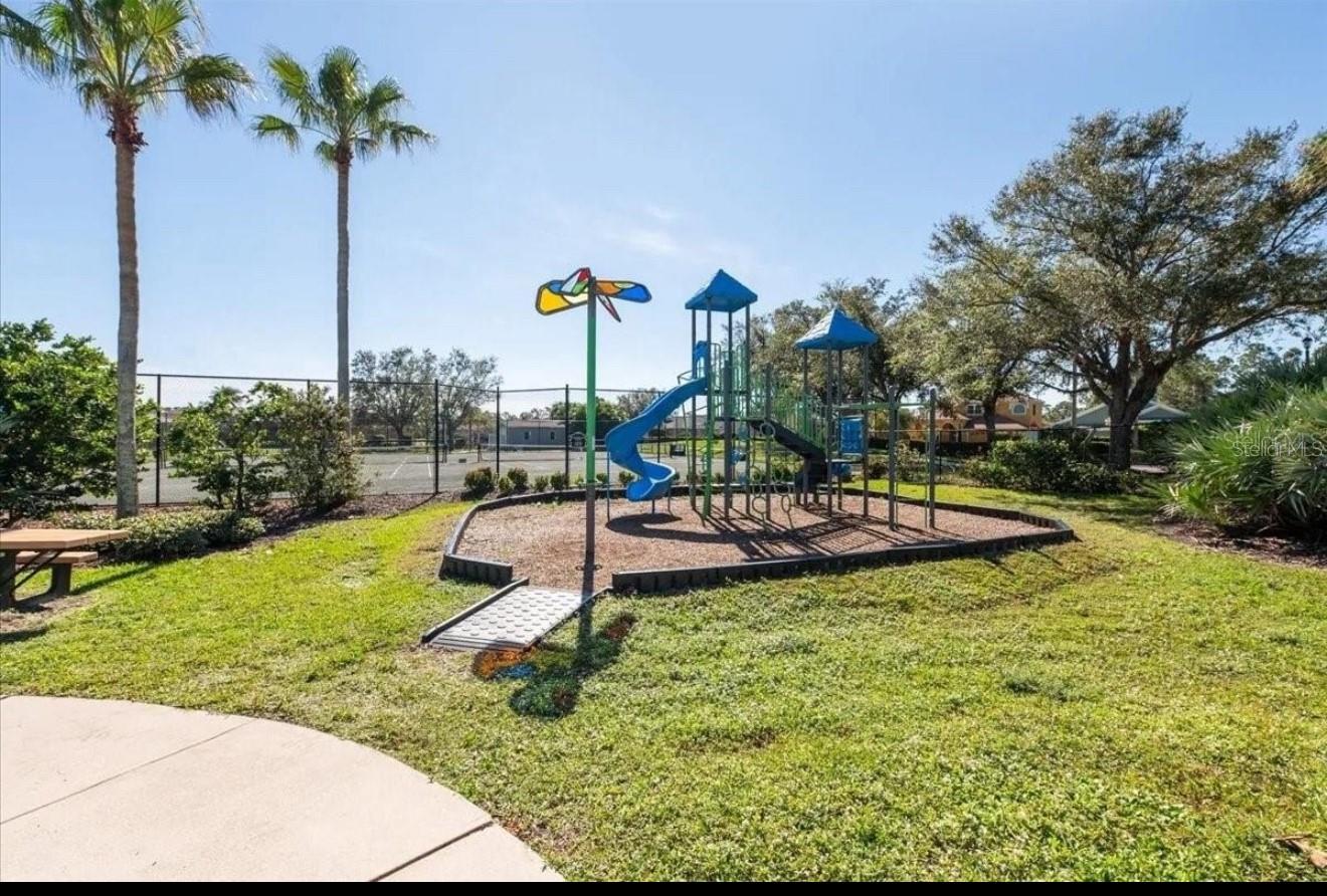 Image 25 of 28 For 1651 Scarlett Avenue