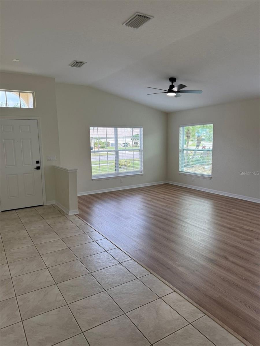 Image 4 of 28 For 1651 Scarlett Avenue