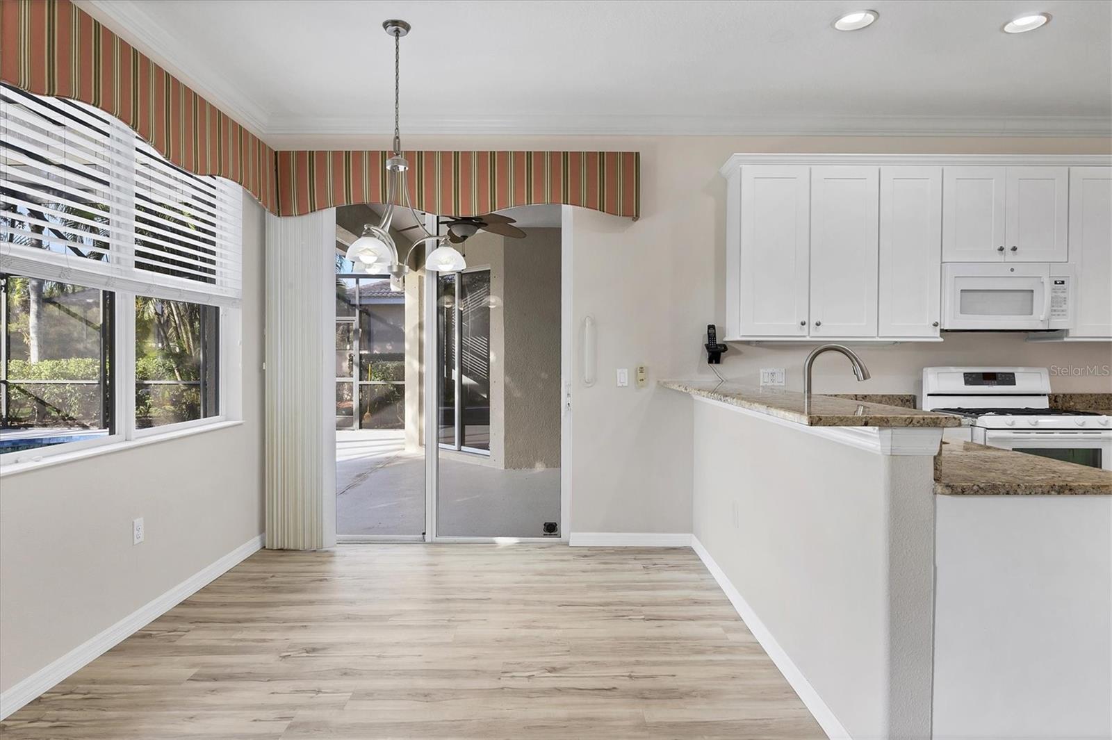 Image 12 of 47 For 9014 Beacon Manor Terrace