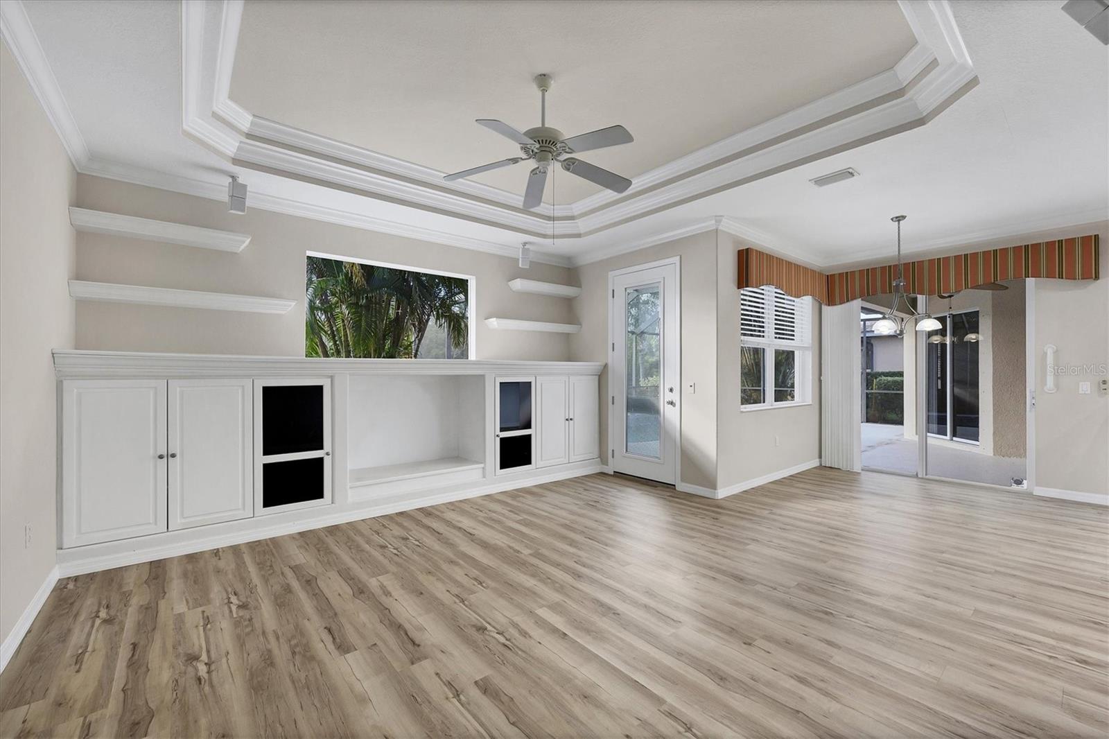 Image 14 of 47 For 9014 Beacon Manor Terrace