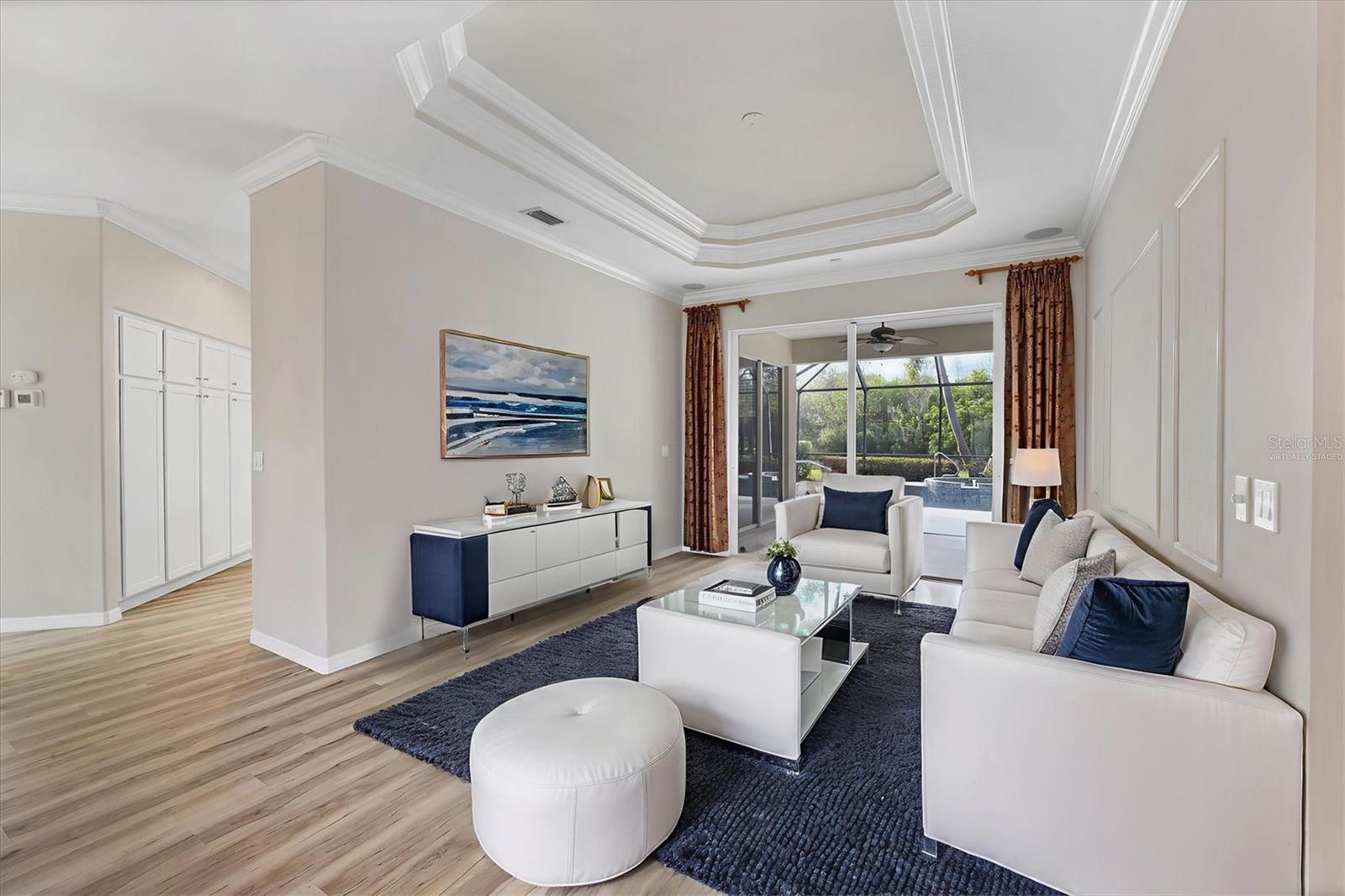 Image 5 of 47 For 9014 Beacon Manor Terrace