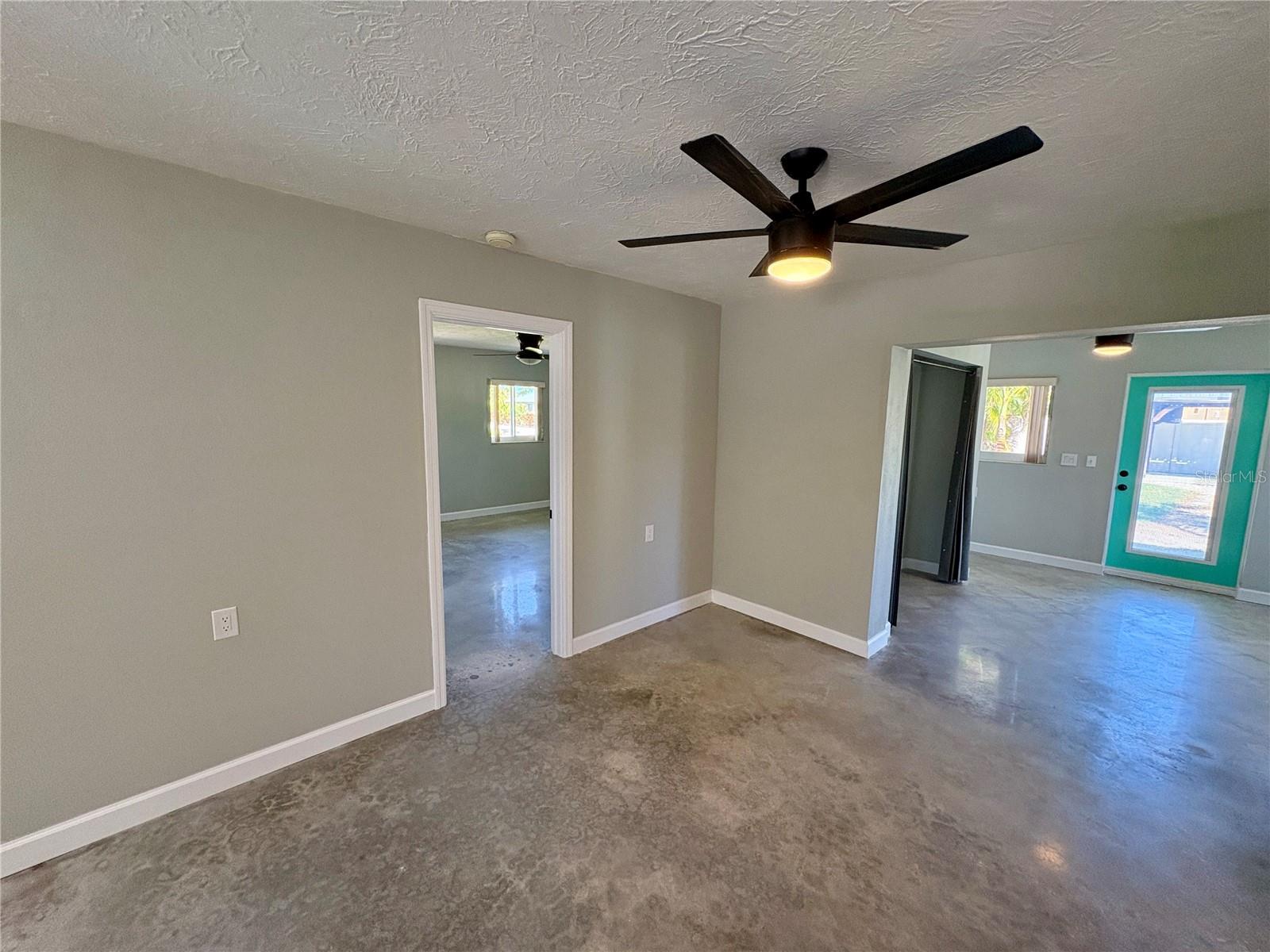 Image 10 of 27 For 4342 Pompano Lane